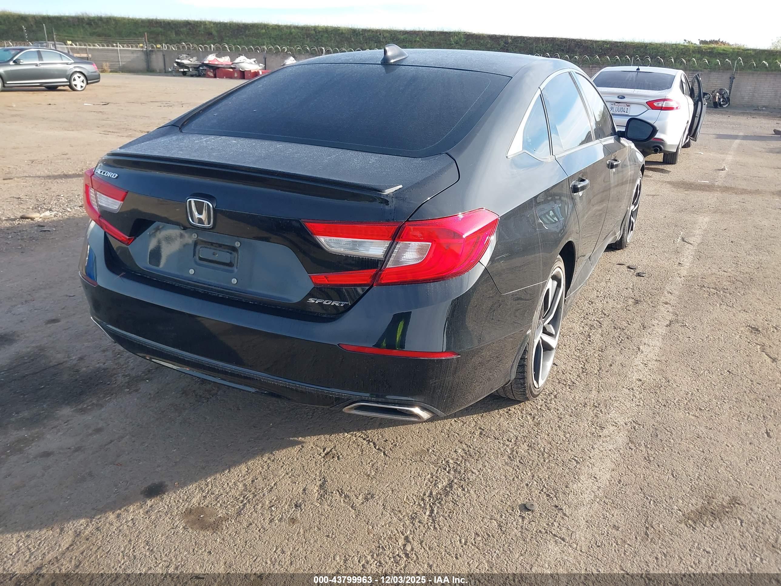 HONDA ACCORD image 4
