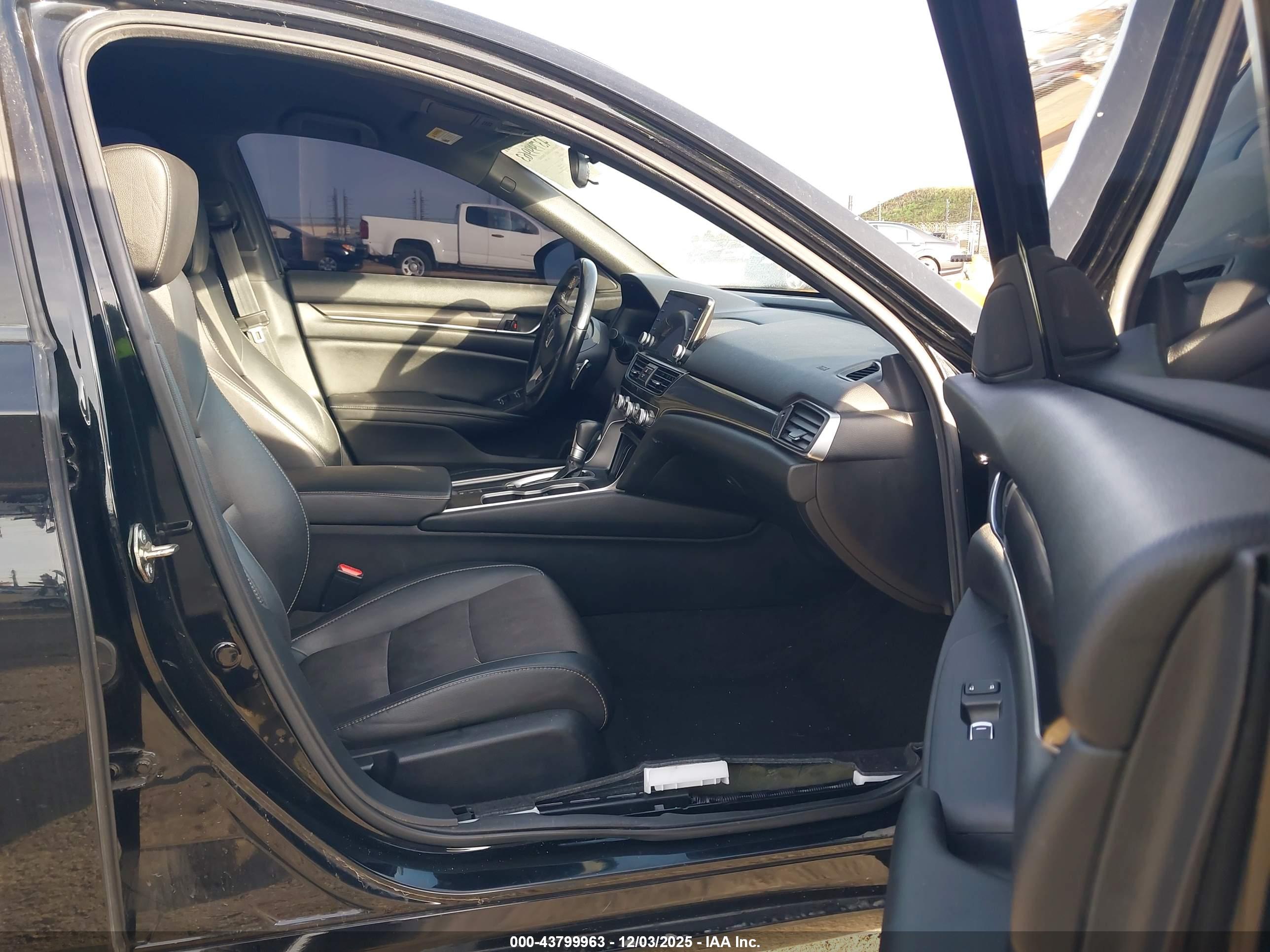 HONDA ACCORD image 5