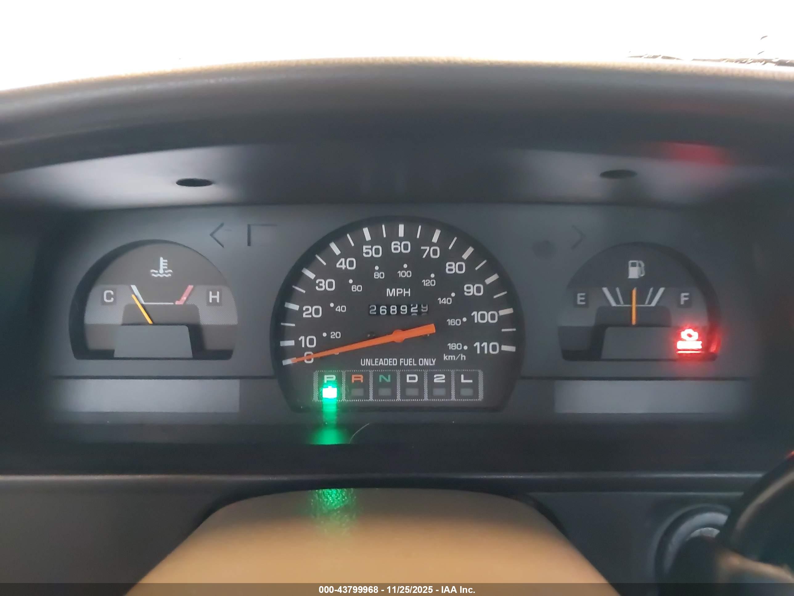TOYOTA PICKUP image 7