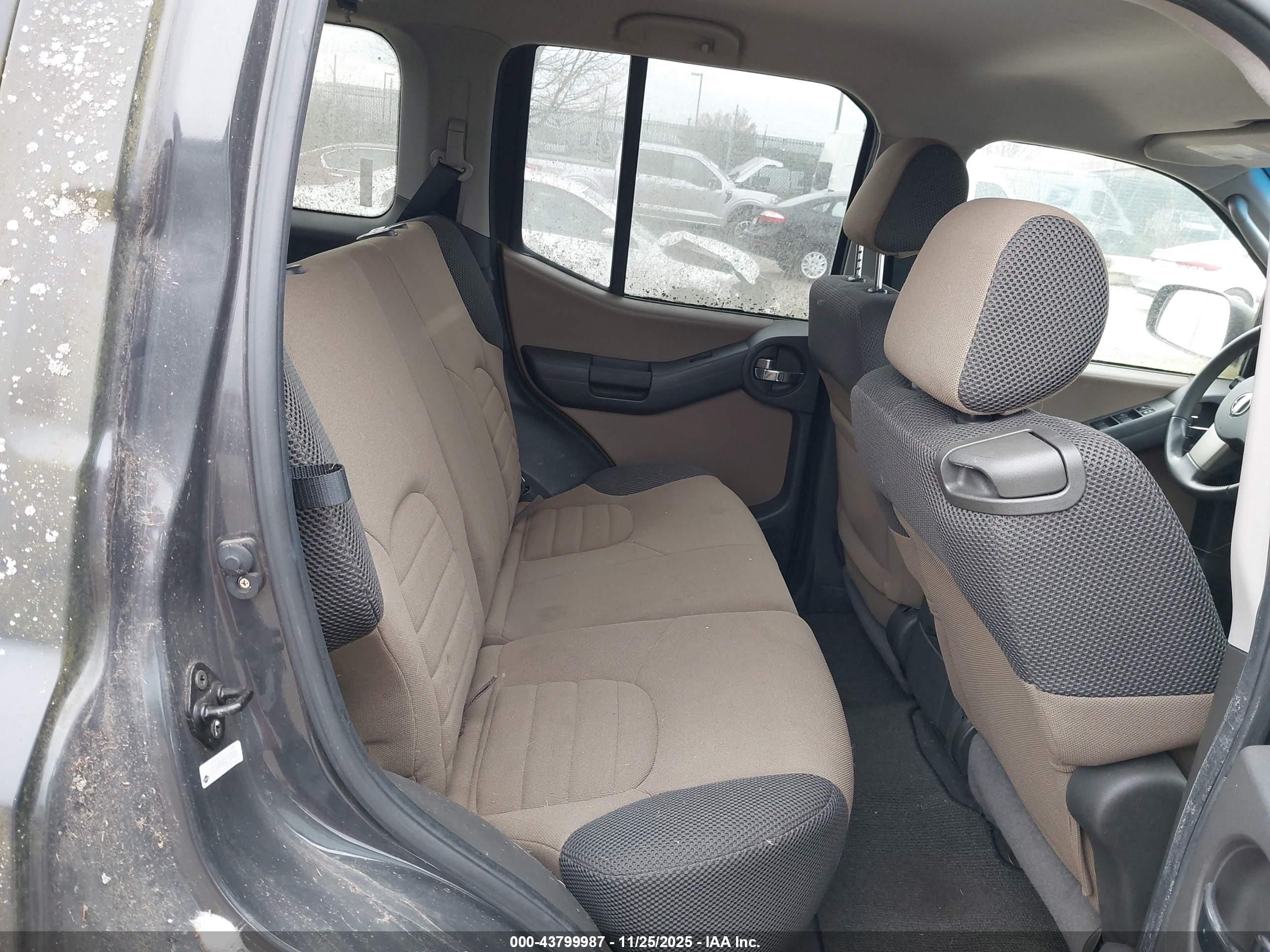NISSAN XTERRA image 8