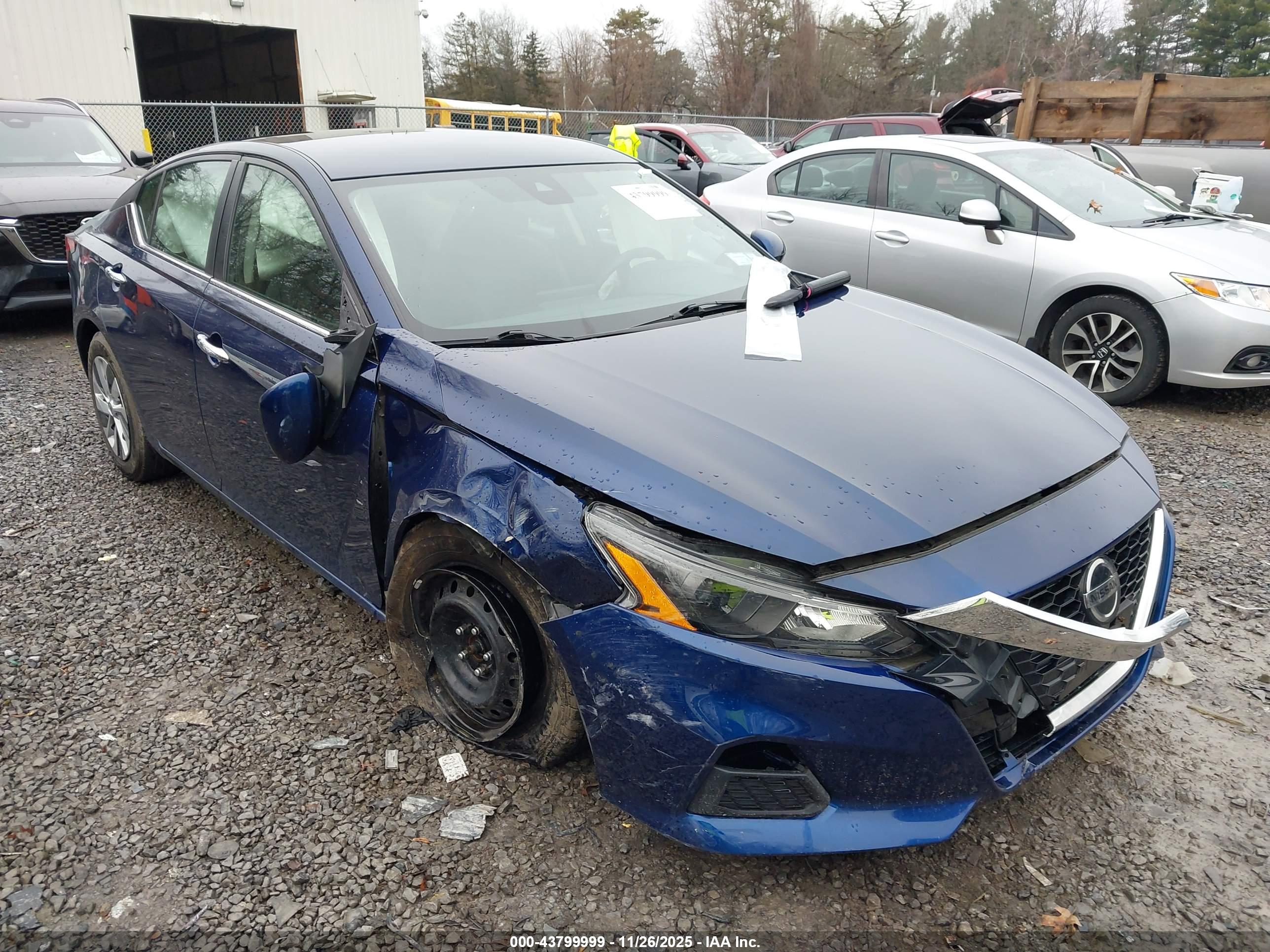 NISSAN ALTIMA image 6