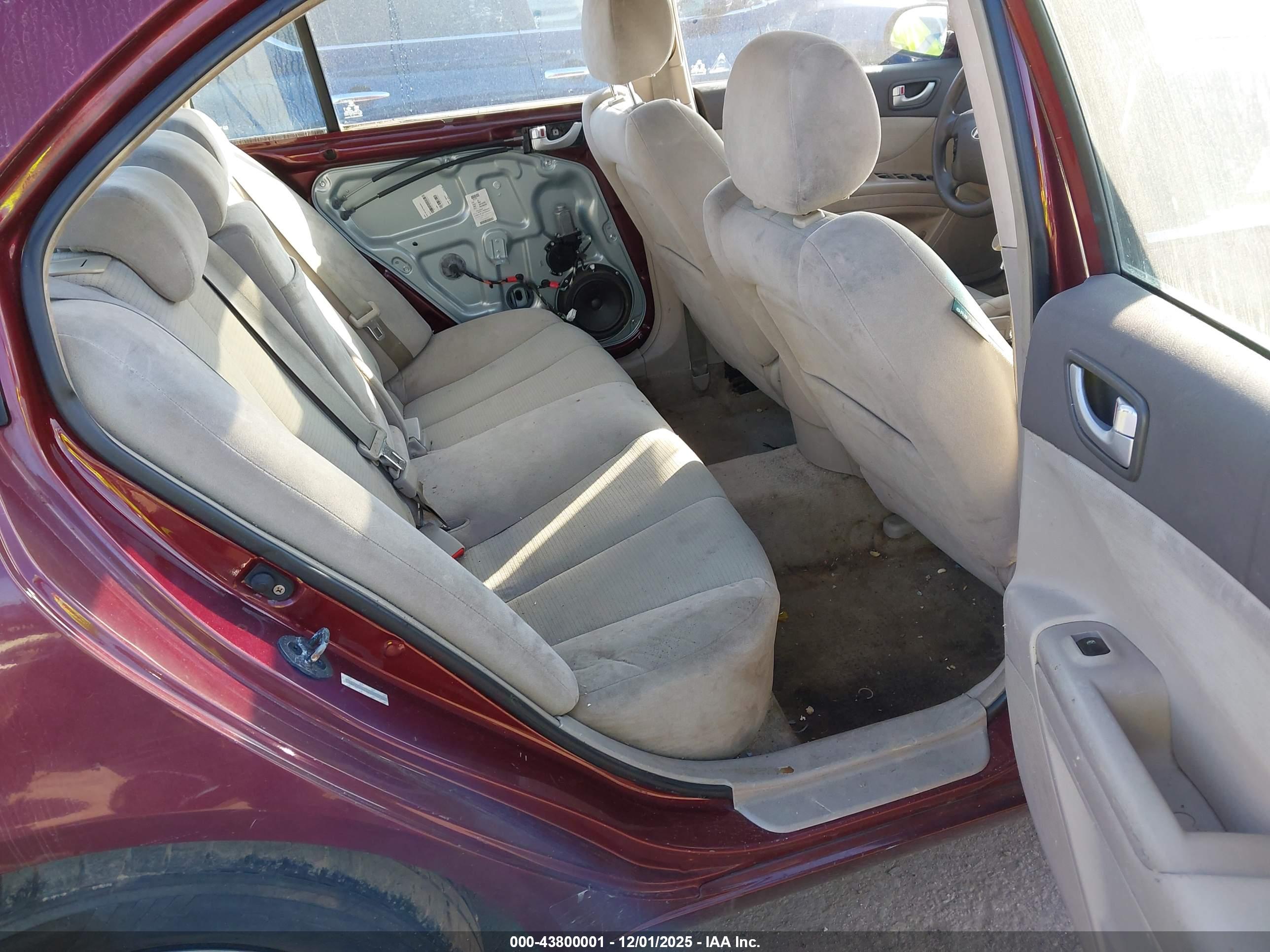 HYUNDAI SONATA image 8