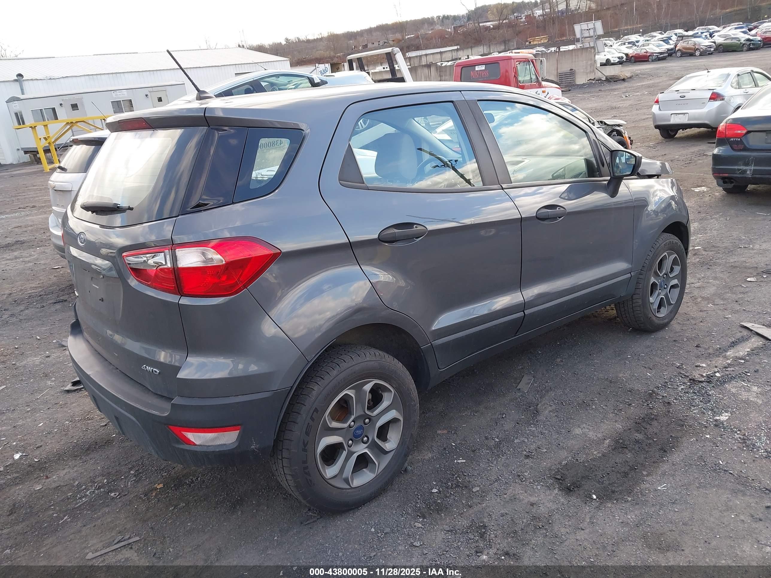 FORD ECOSPORT image 4