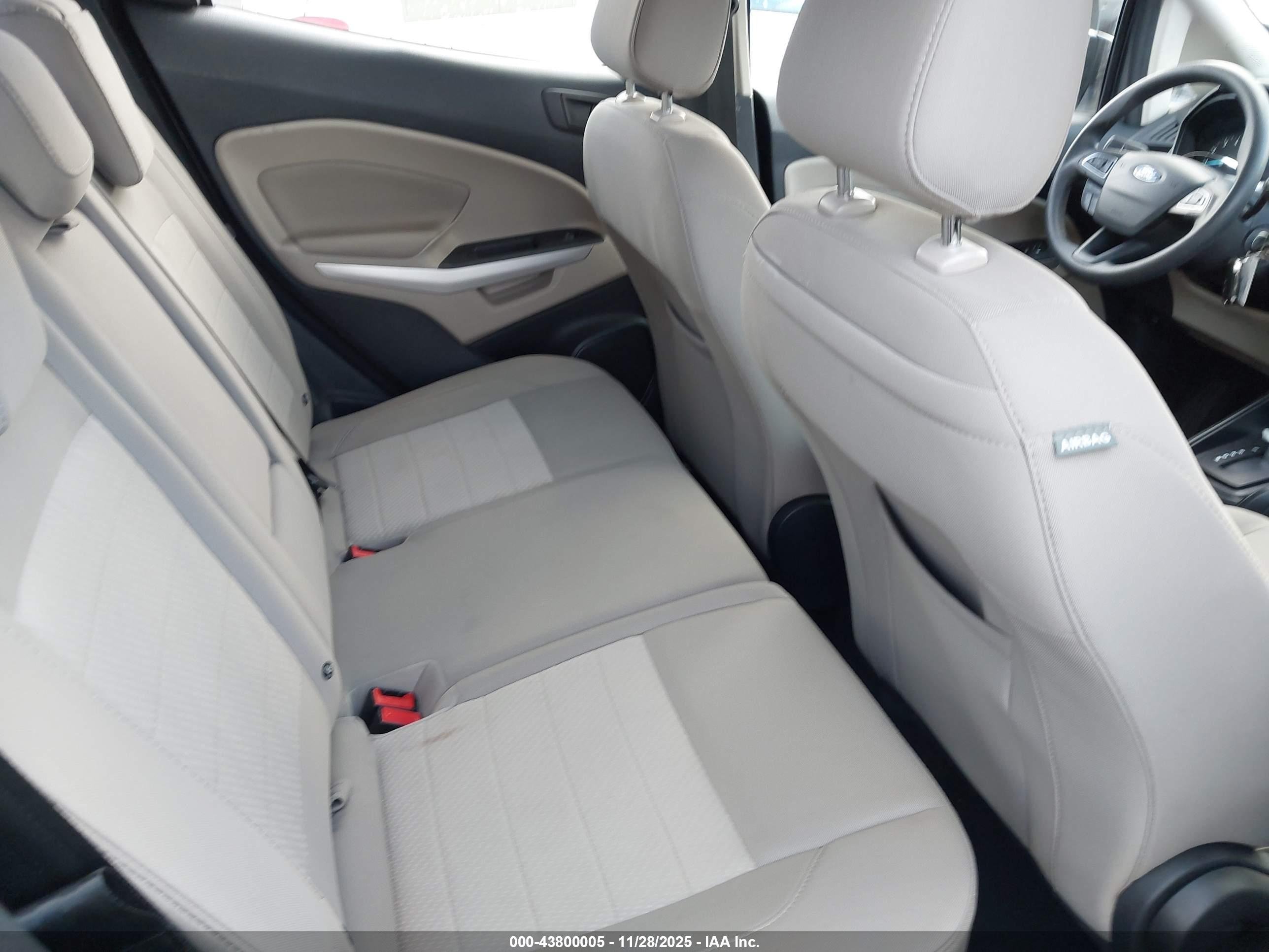 FORD ECOSPORT image 8
