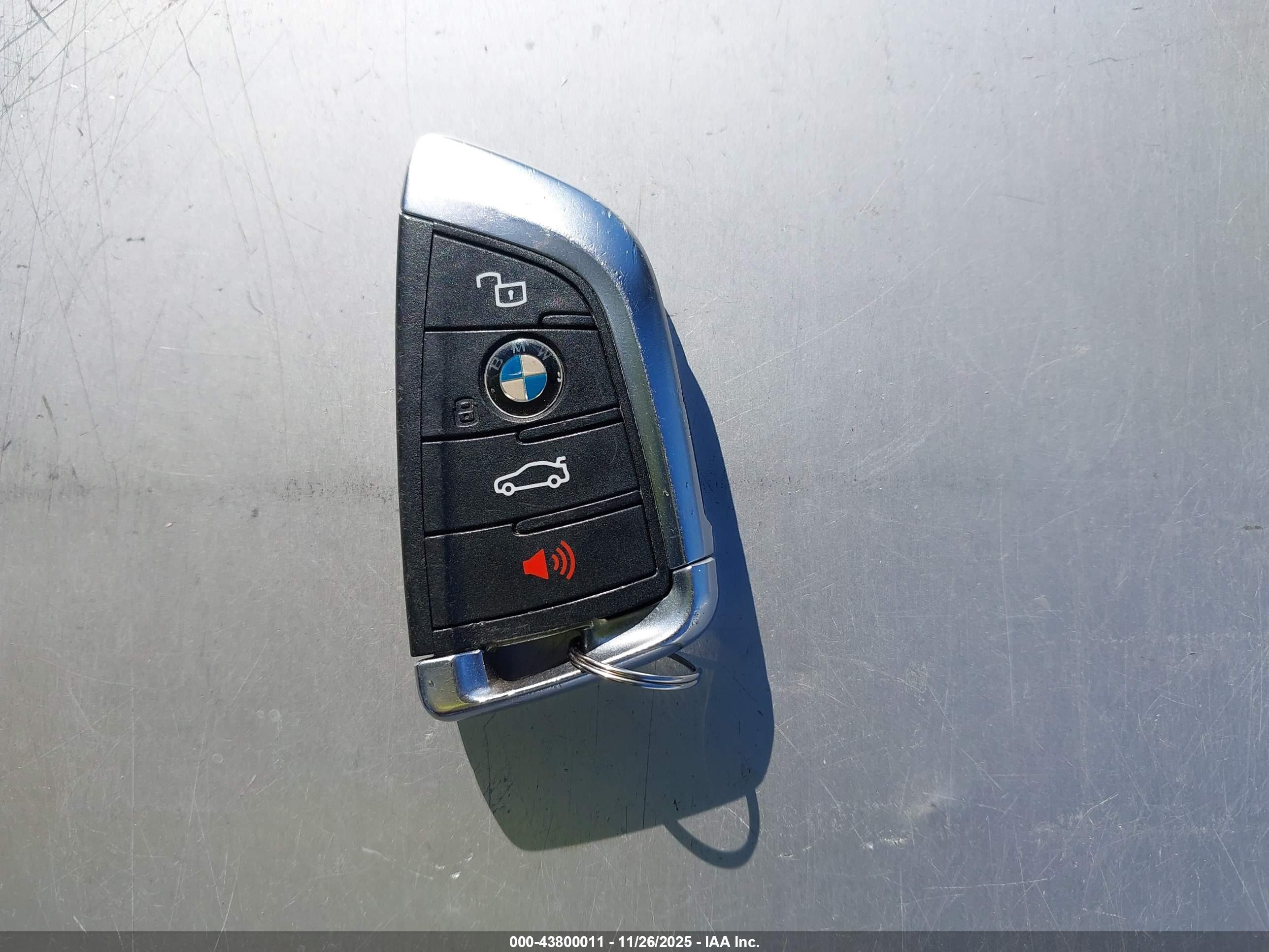 BMW 330I image 11