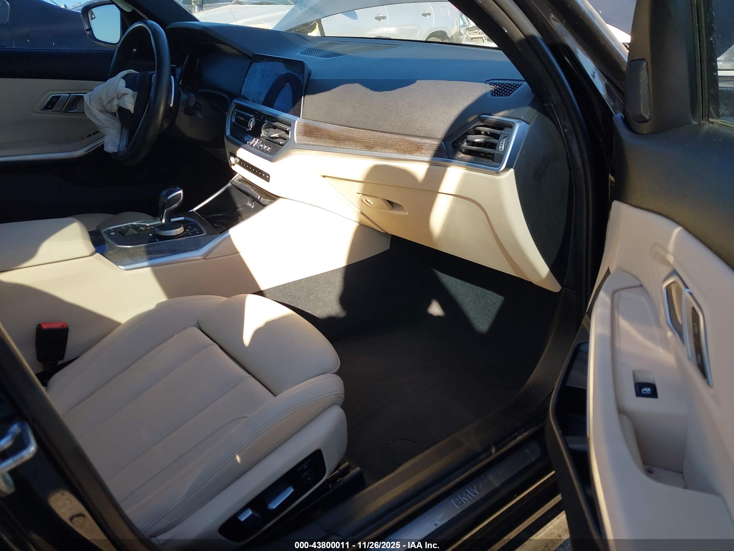 BMW 330I image 5