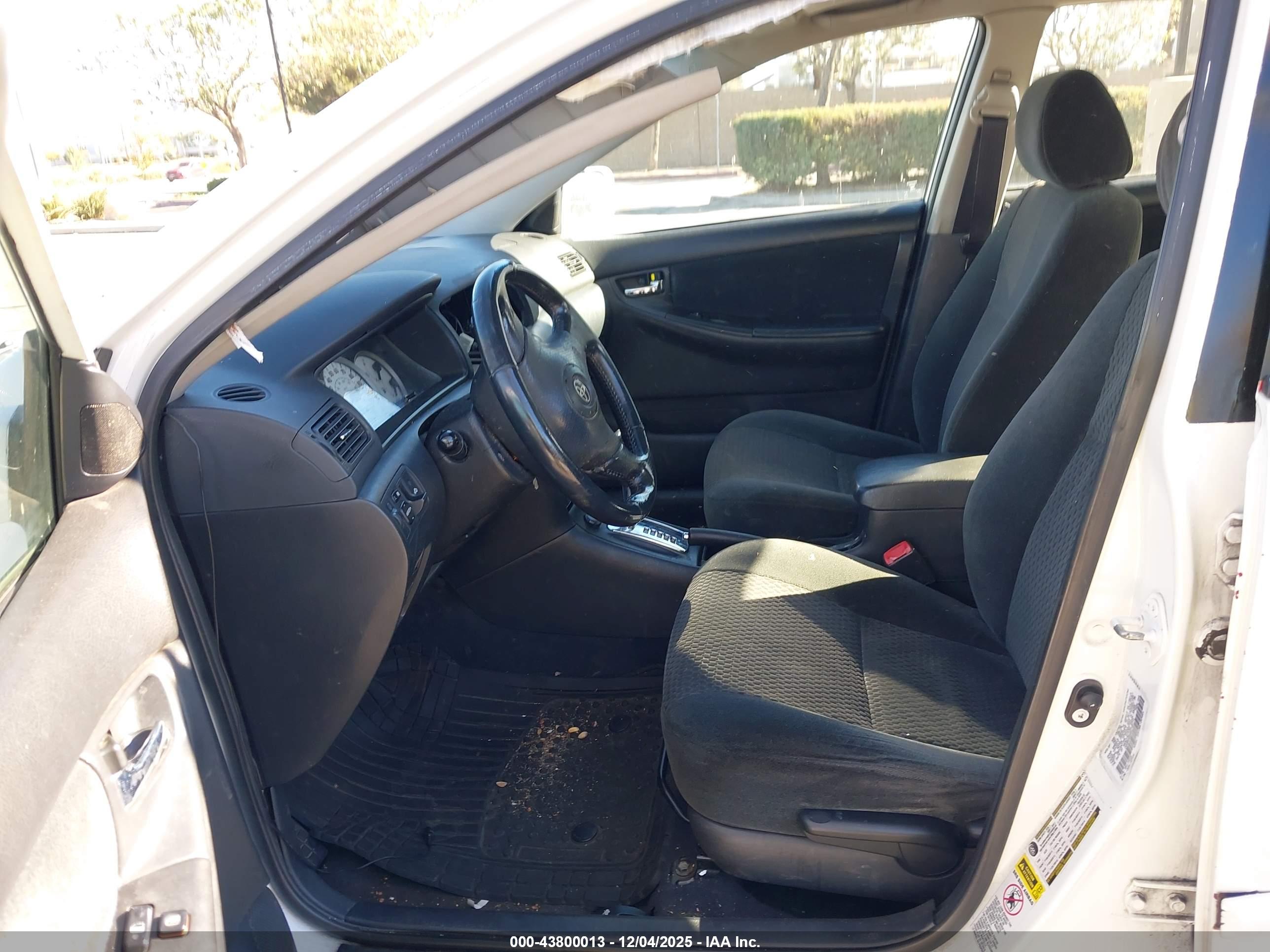 TOYOTA COROLLA image 5