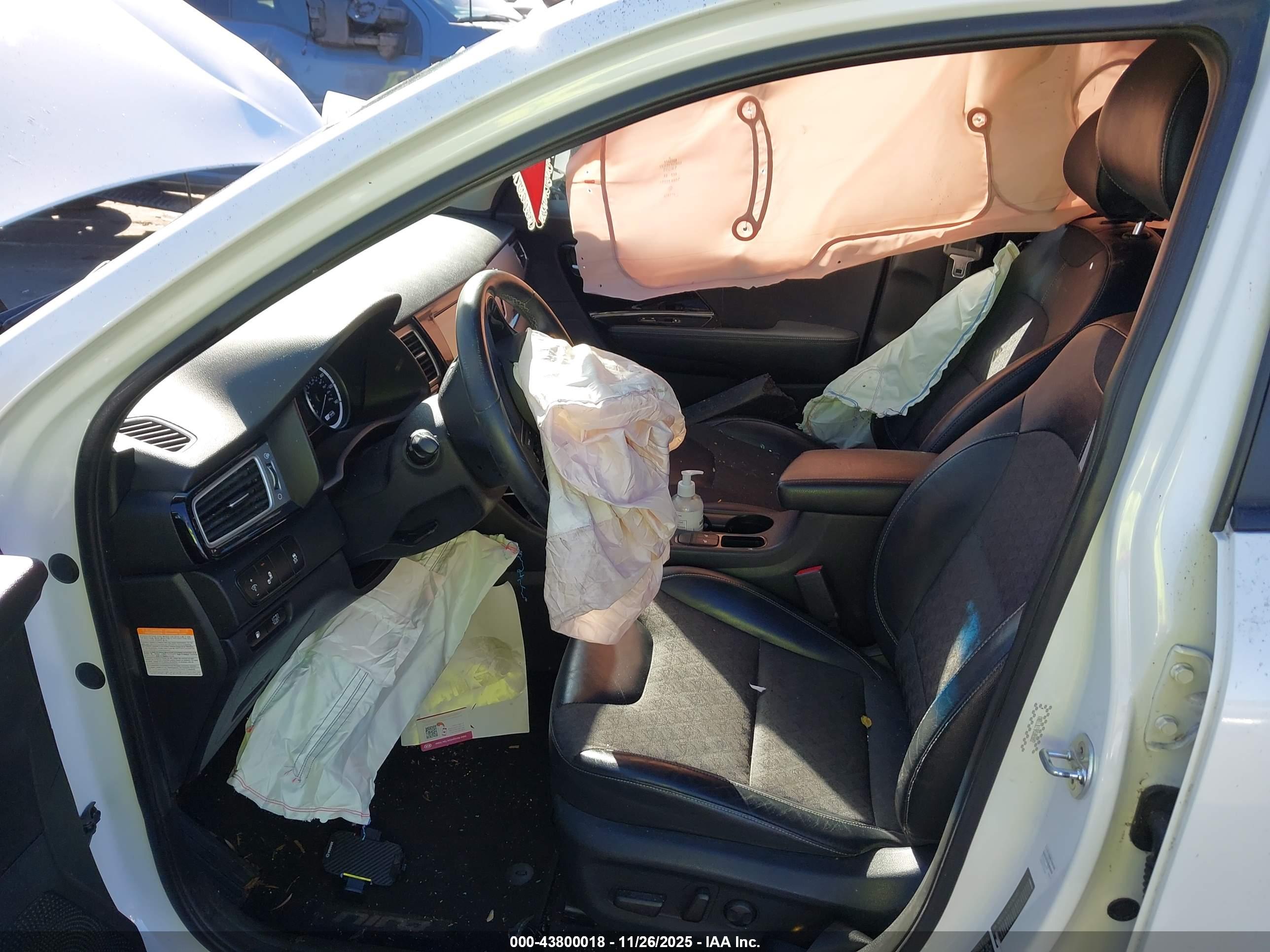 KIA NIRO image 5