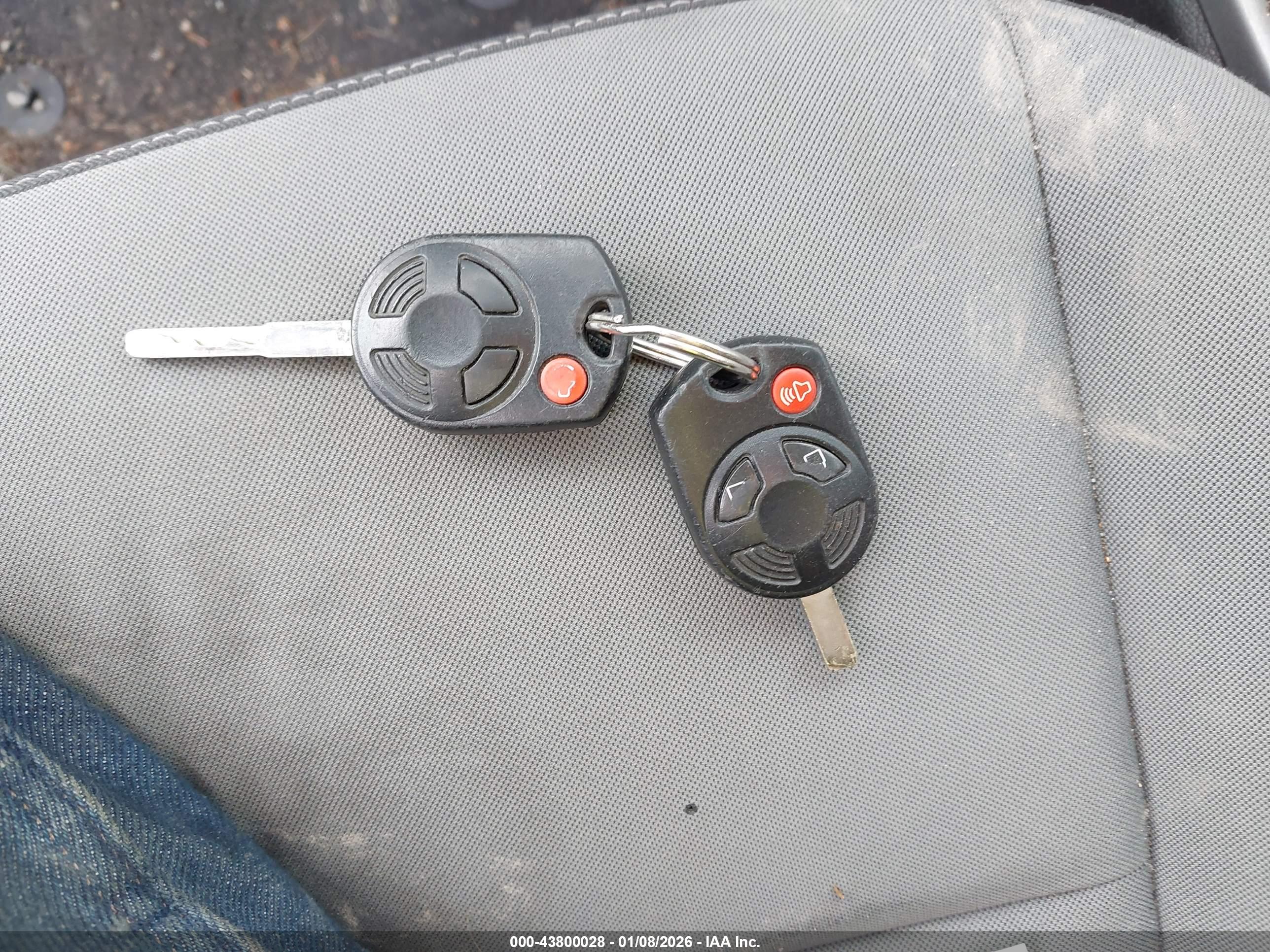 FORD ESCAPE image 11