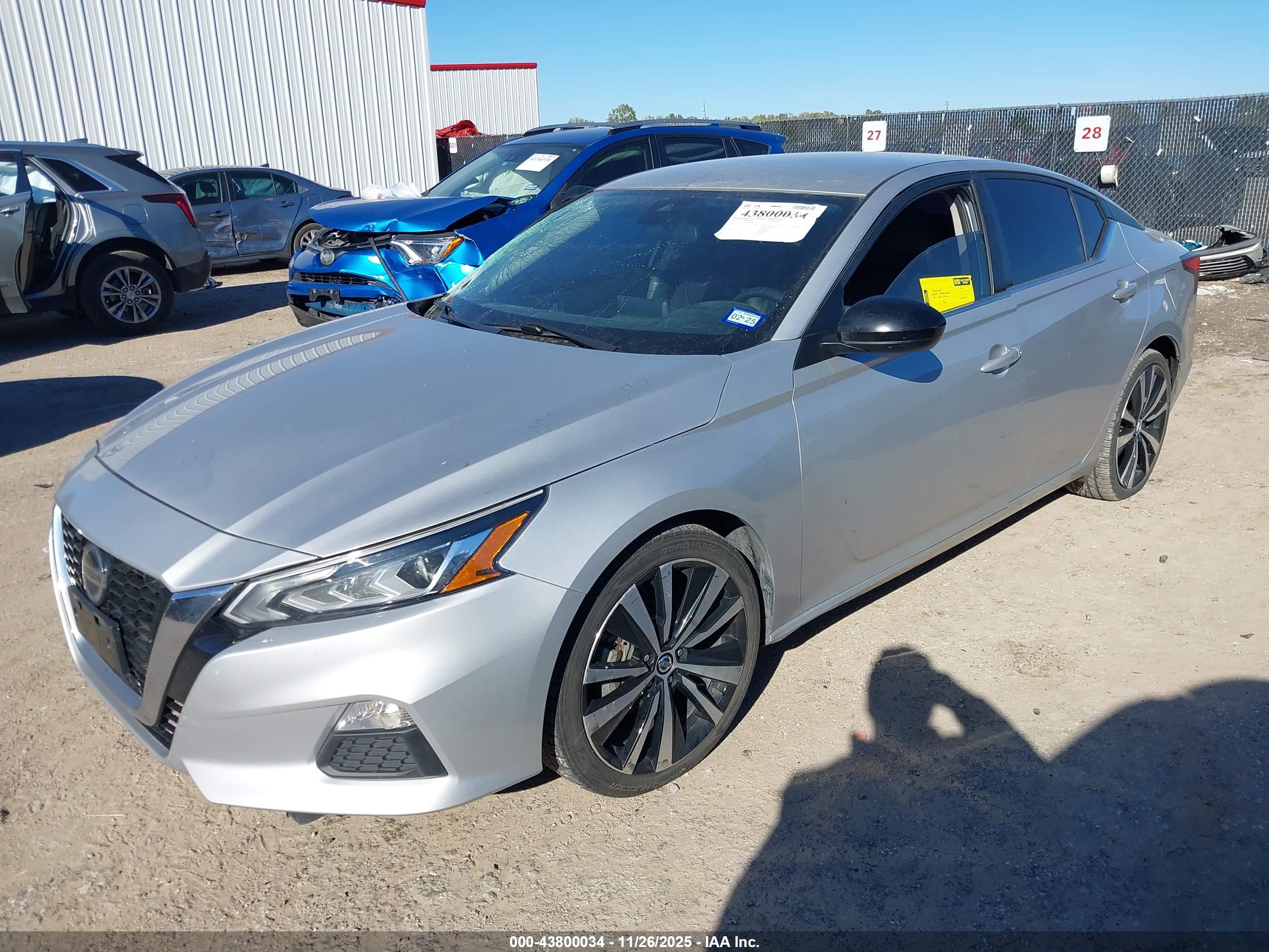 NISSAN ALTIMA image 2