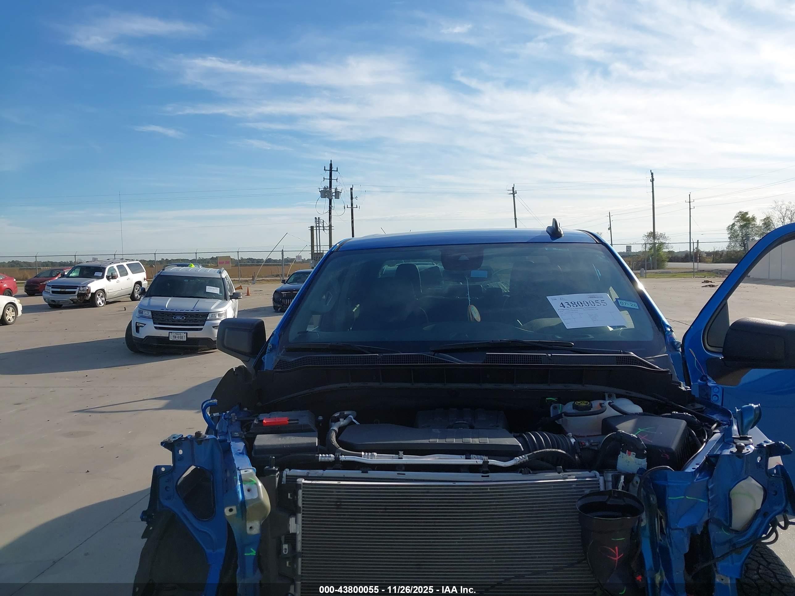 CHEVROLET SILVERADO image 10