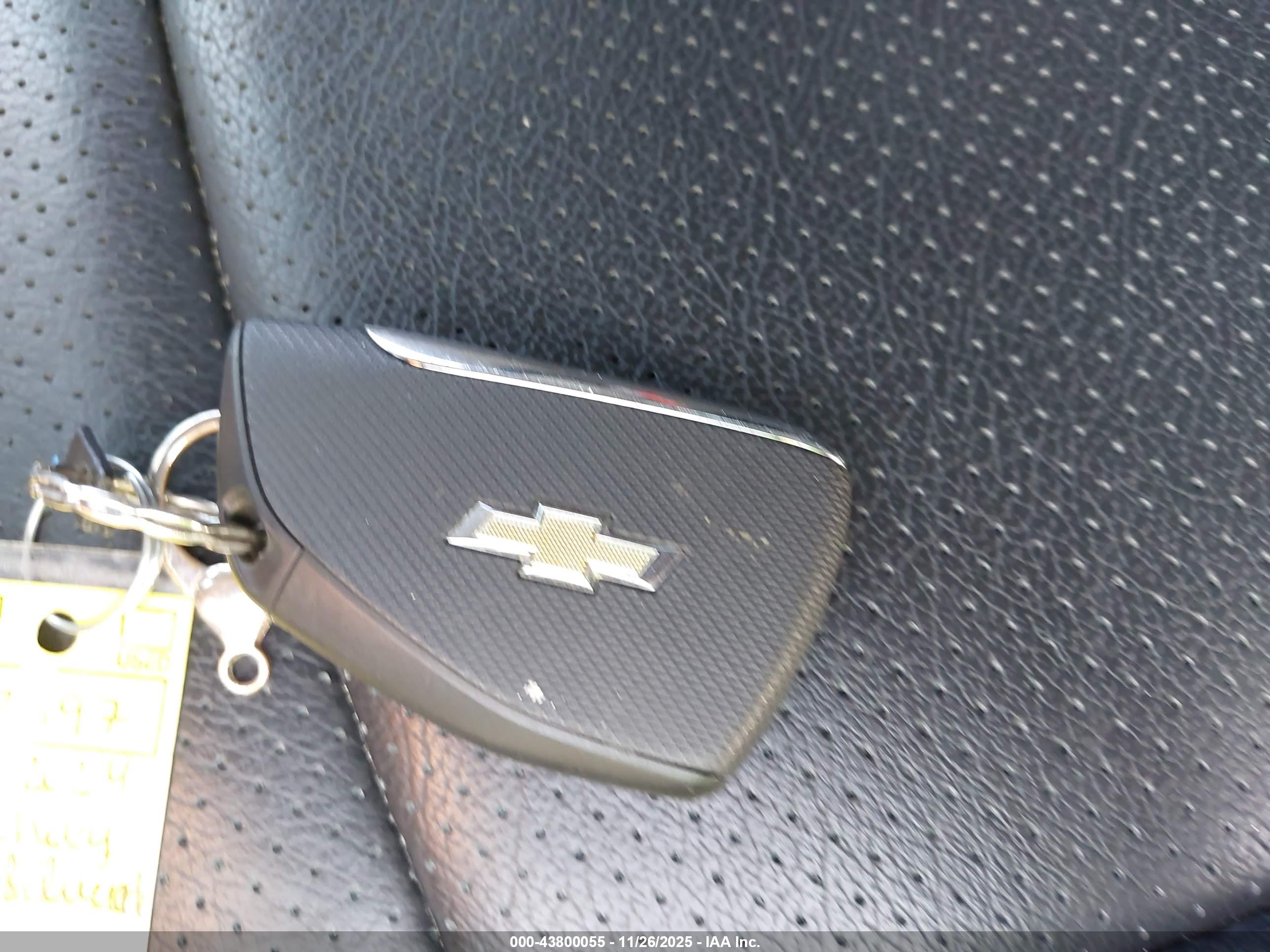 CHEVROLET SILVERADO image 11