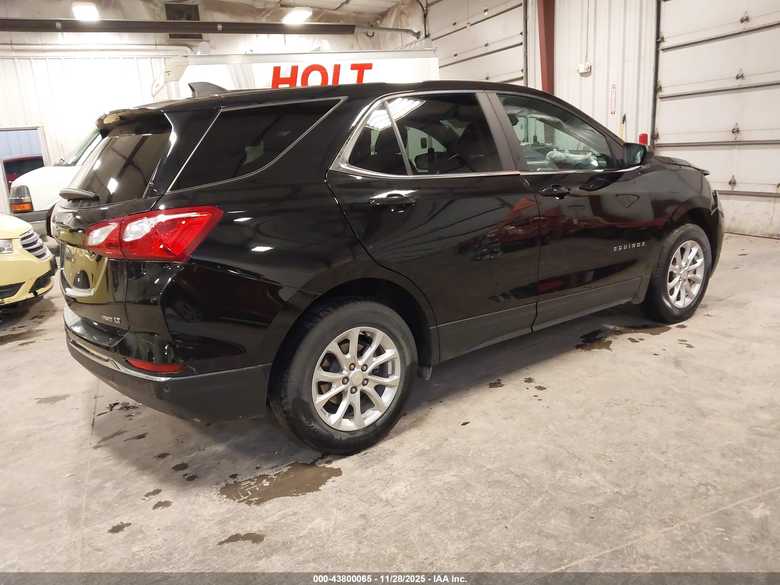 CHEVROLET EQUINOX image 4