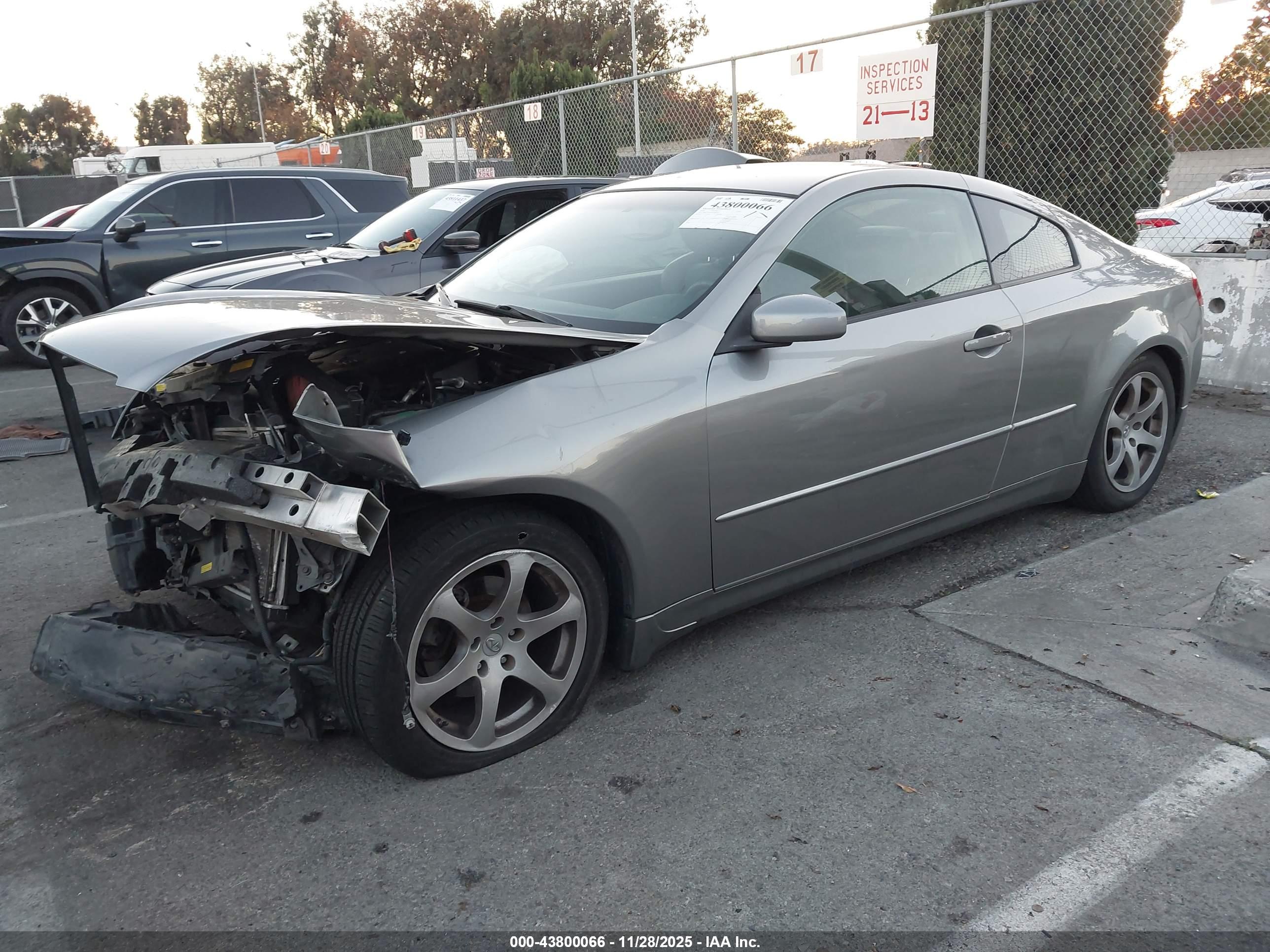 INFINITI G35 image 2