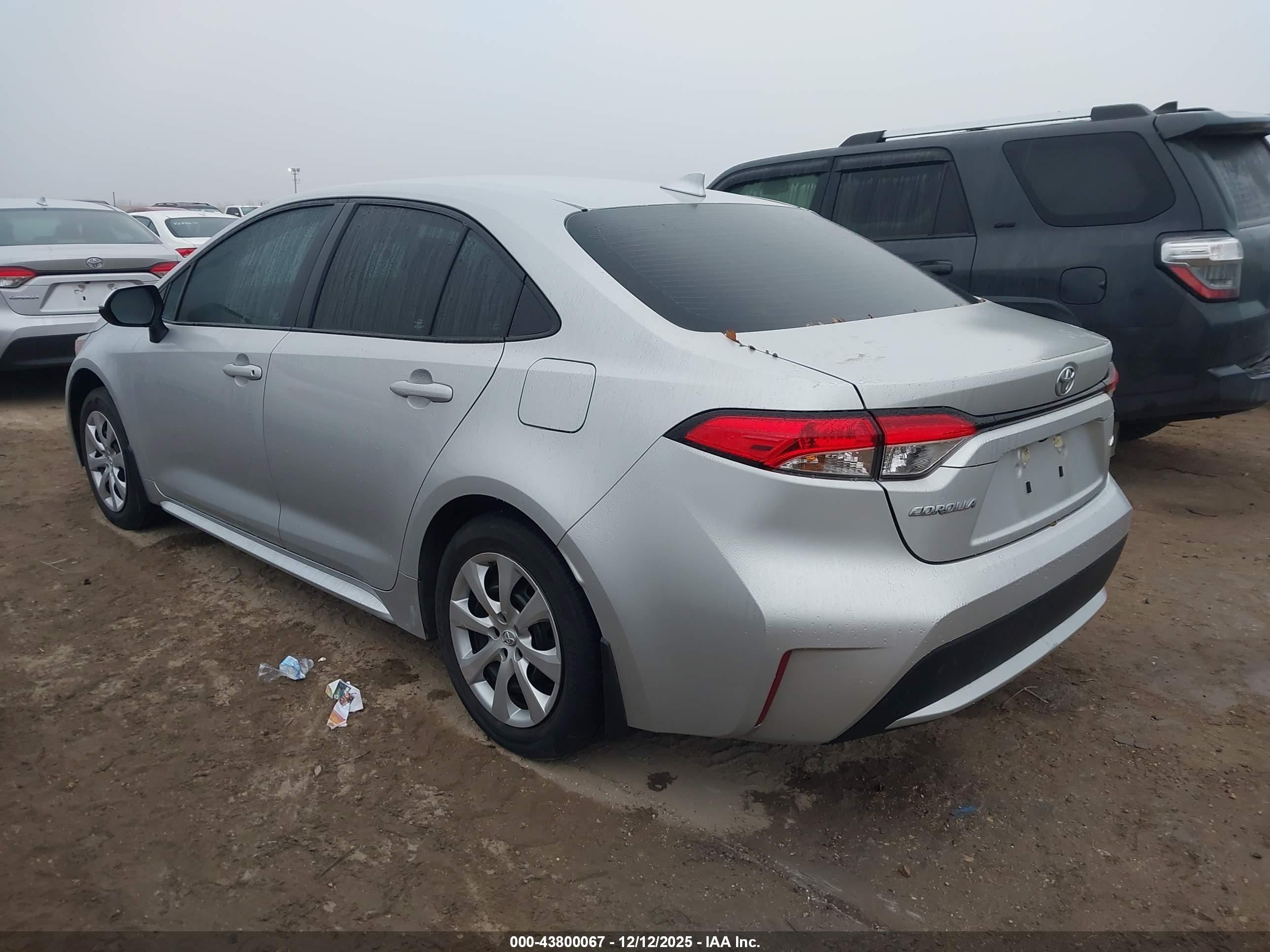 TOYOTA COROLLA image 3
