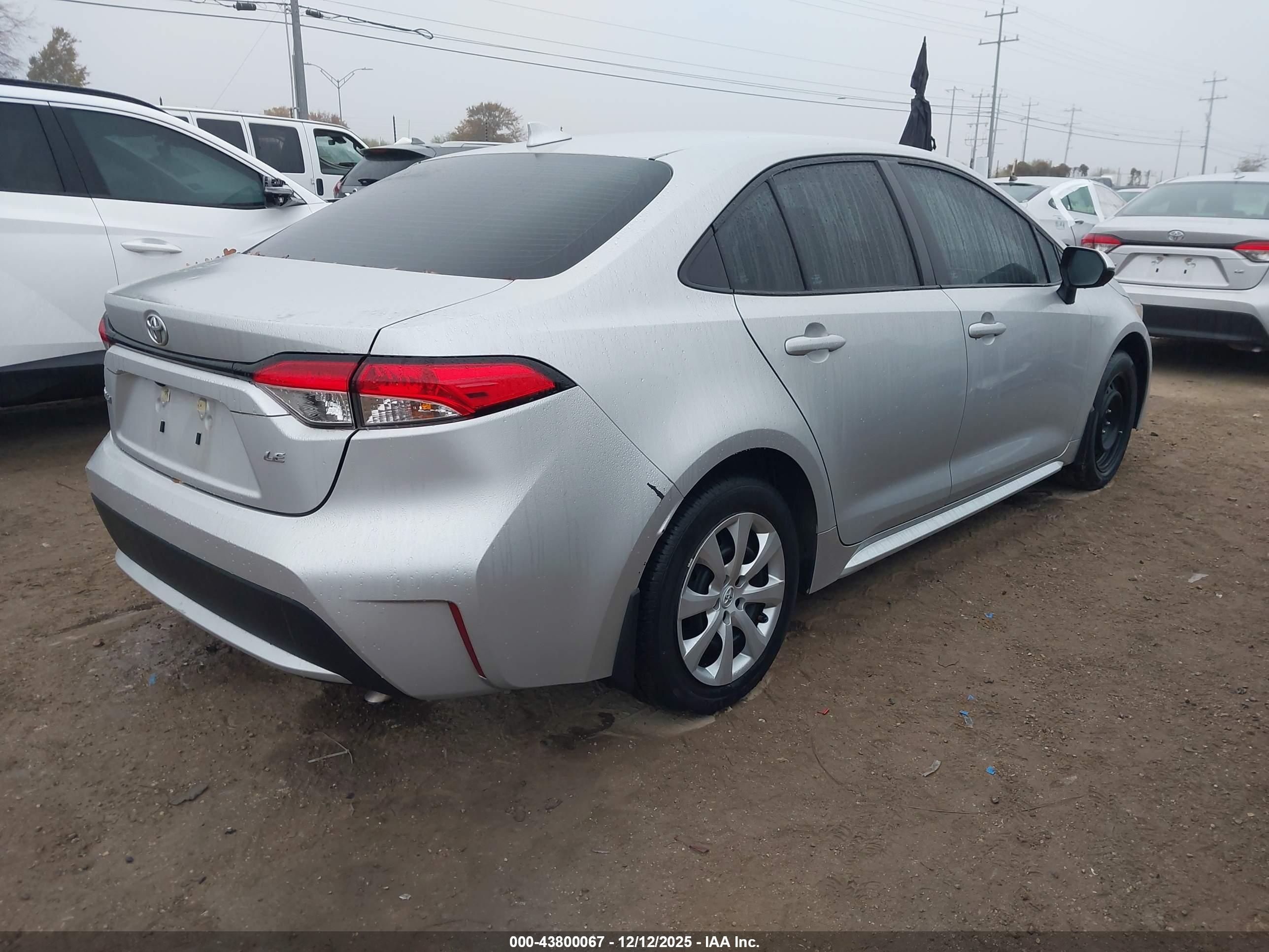 TOYOTA COROLLA image 4