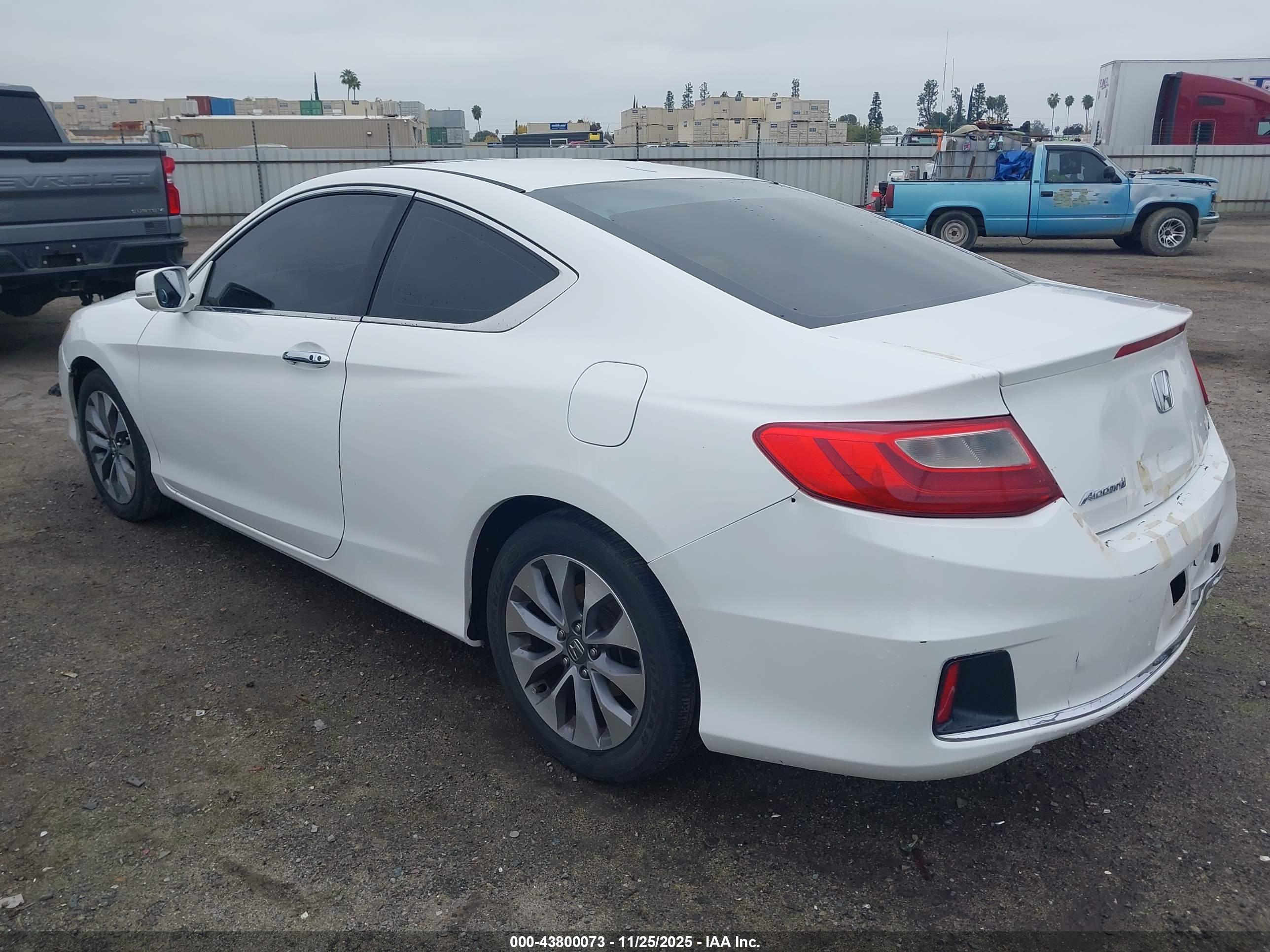 HONDA ACCORD image 3