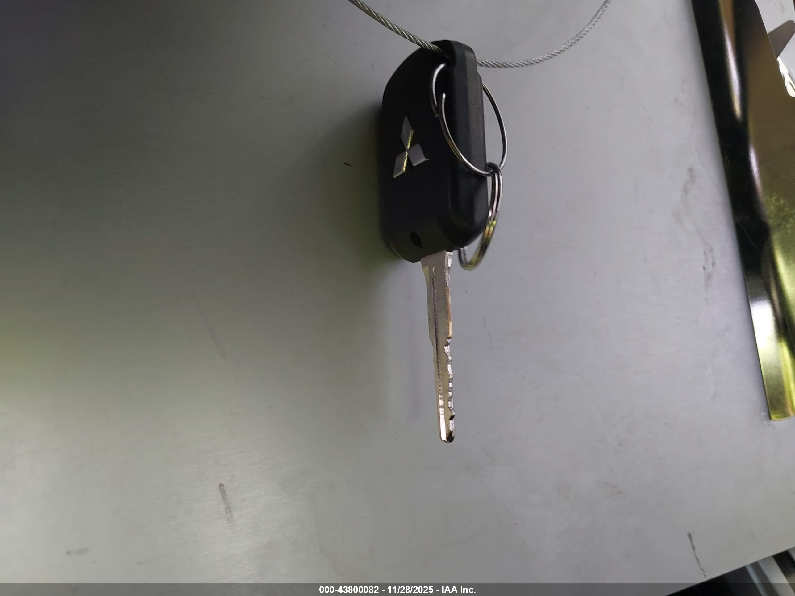 MITSUBISHI MIRAGE image 11