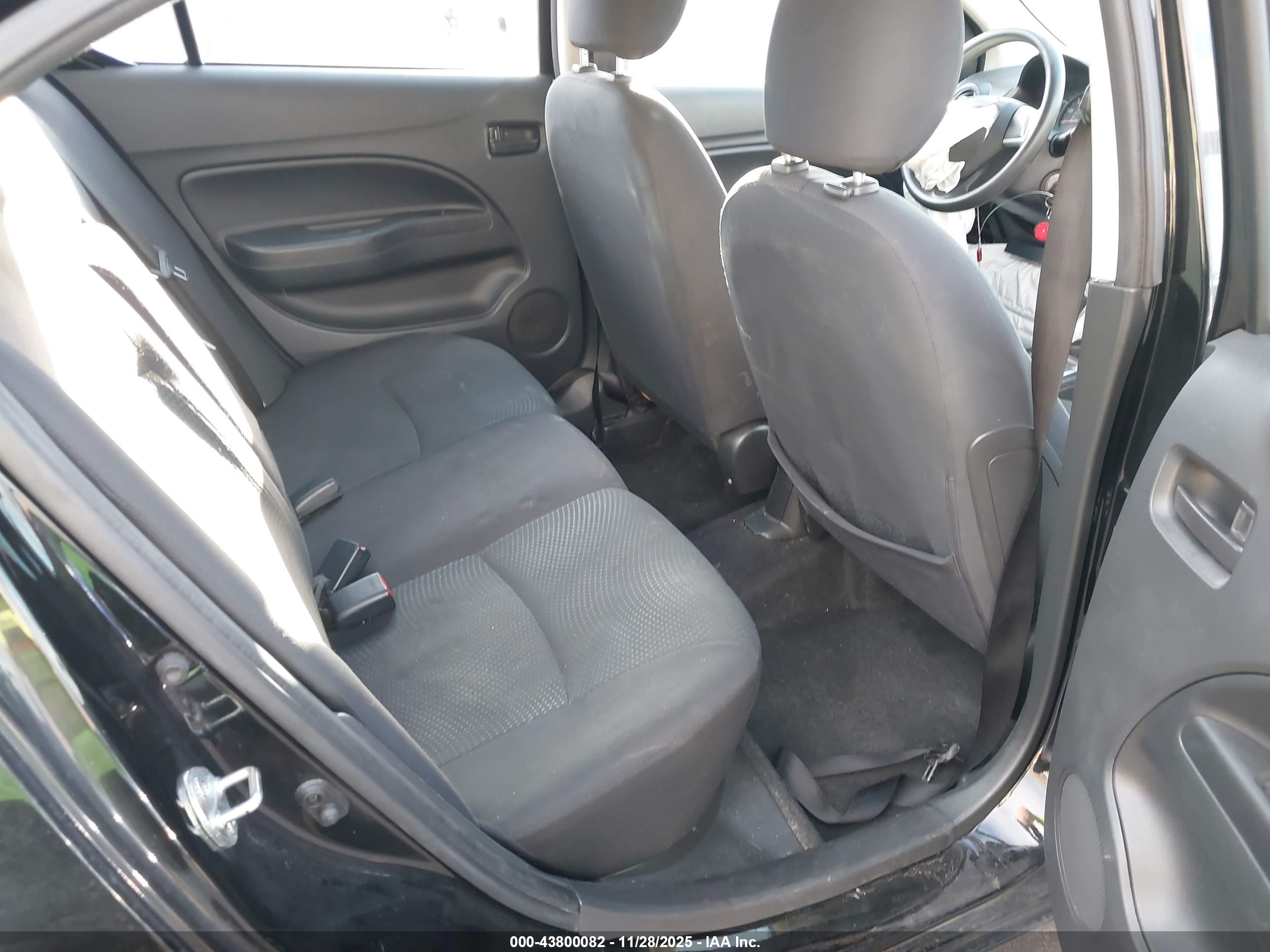 MITSUBISHI MIRAGE image 8