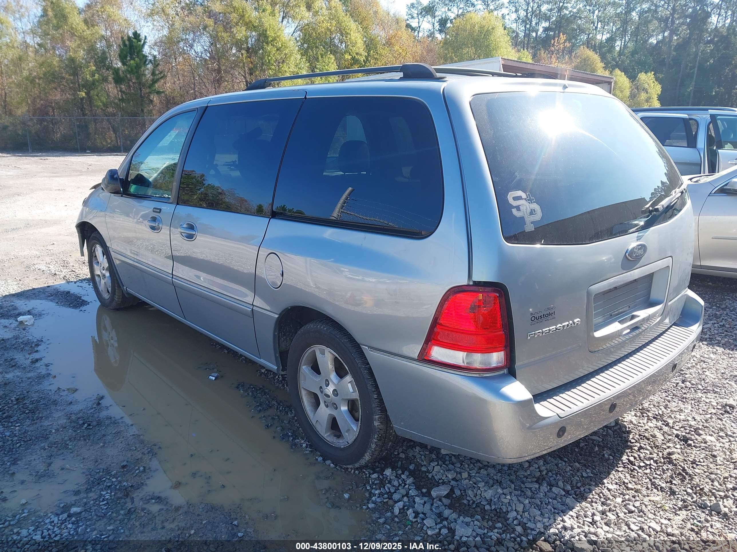 FORD FREESTAR image 3