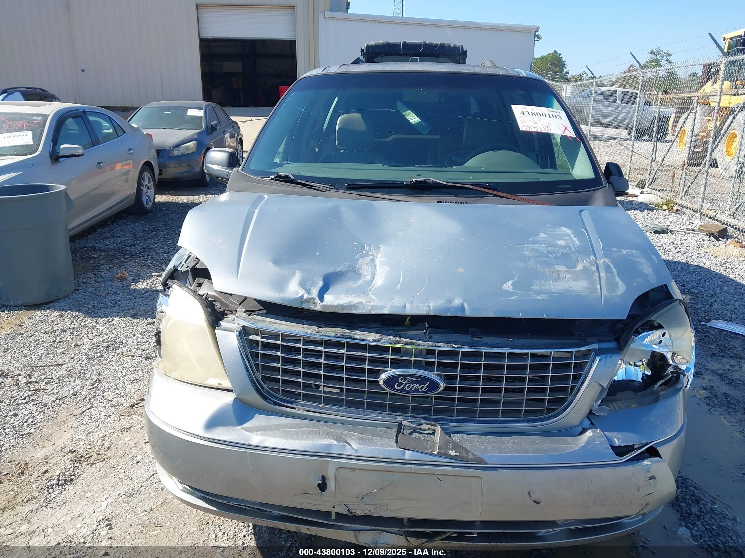 FORD FREESTAR image 6