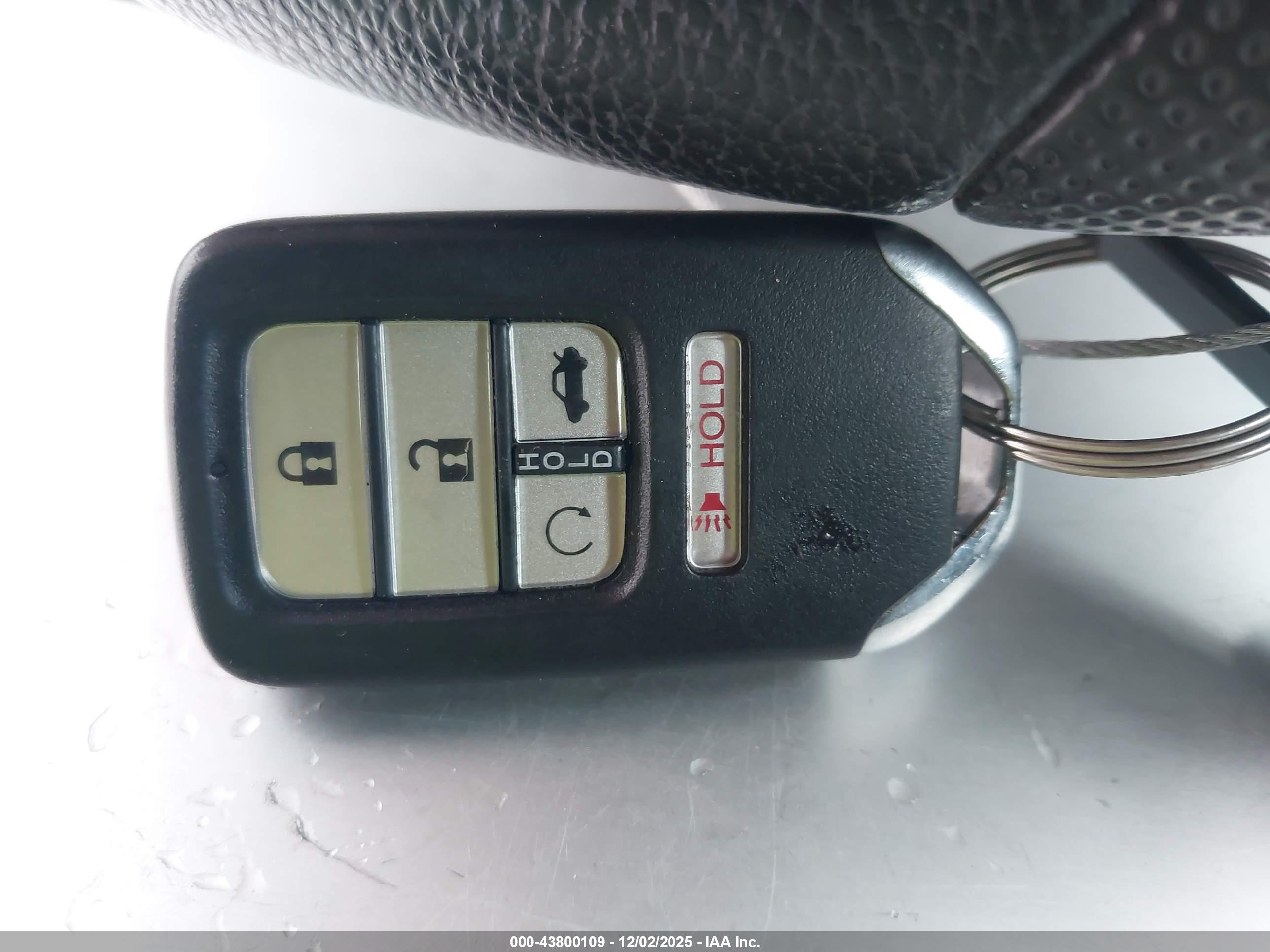 HONDA CIVIC image 11