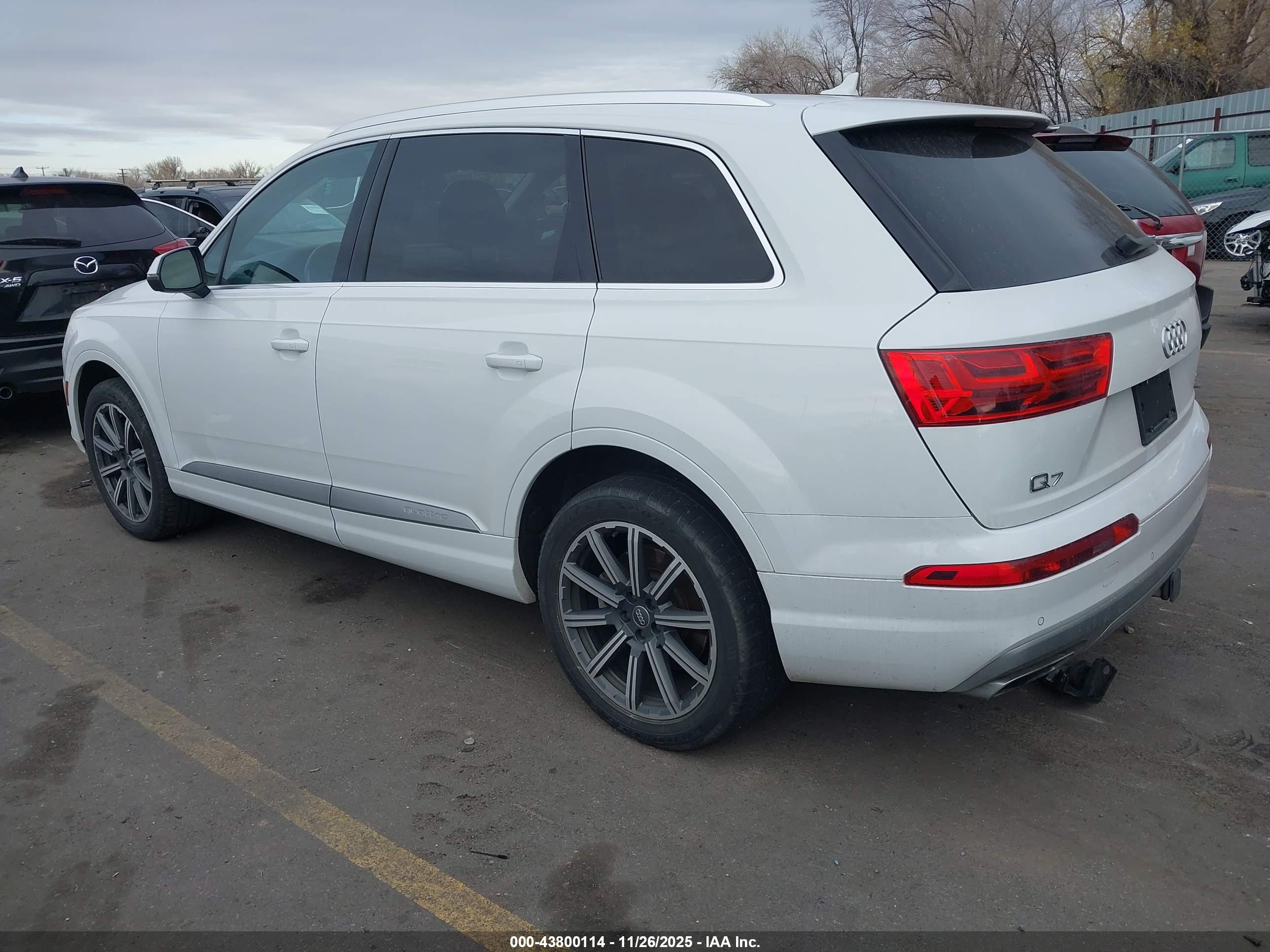 AUDI Q7 image 3