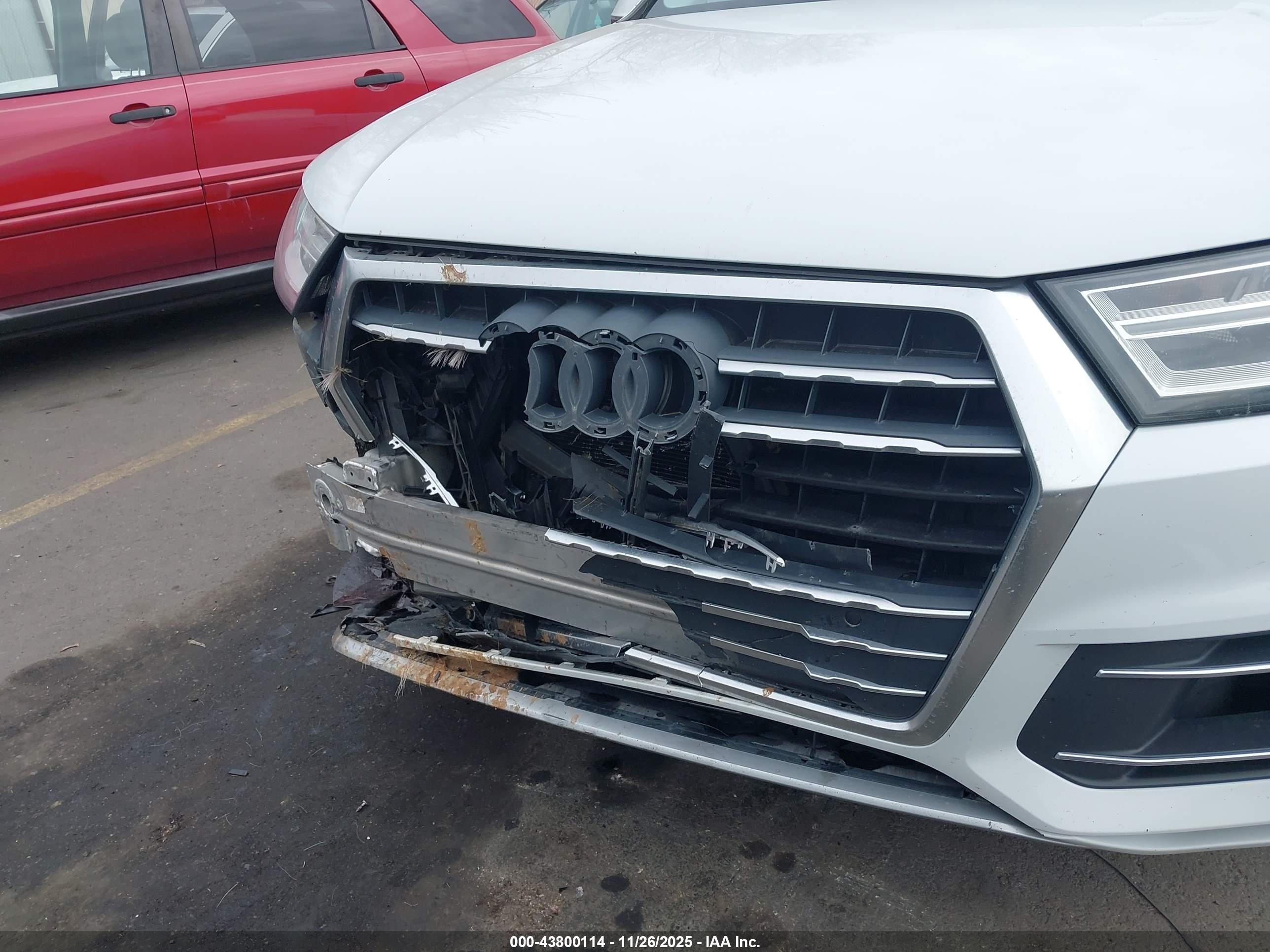 AUDI Q7 image 6