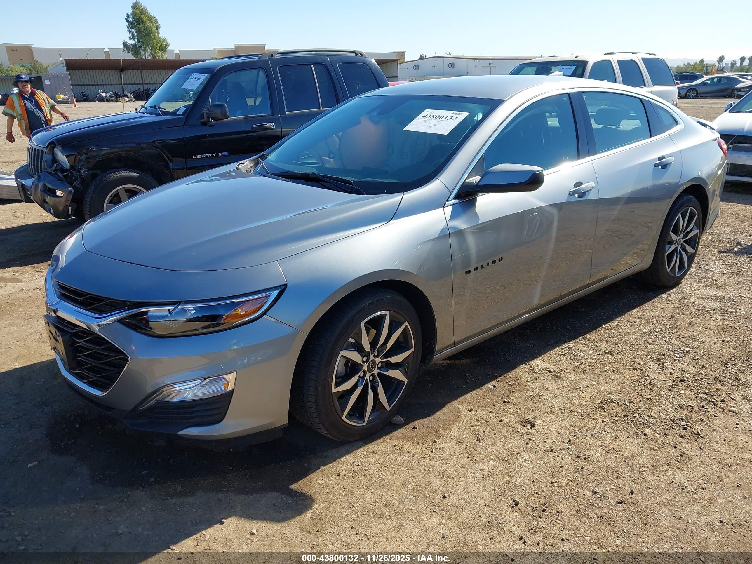 CHEVROLET MALIBU image 2