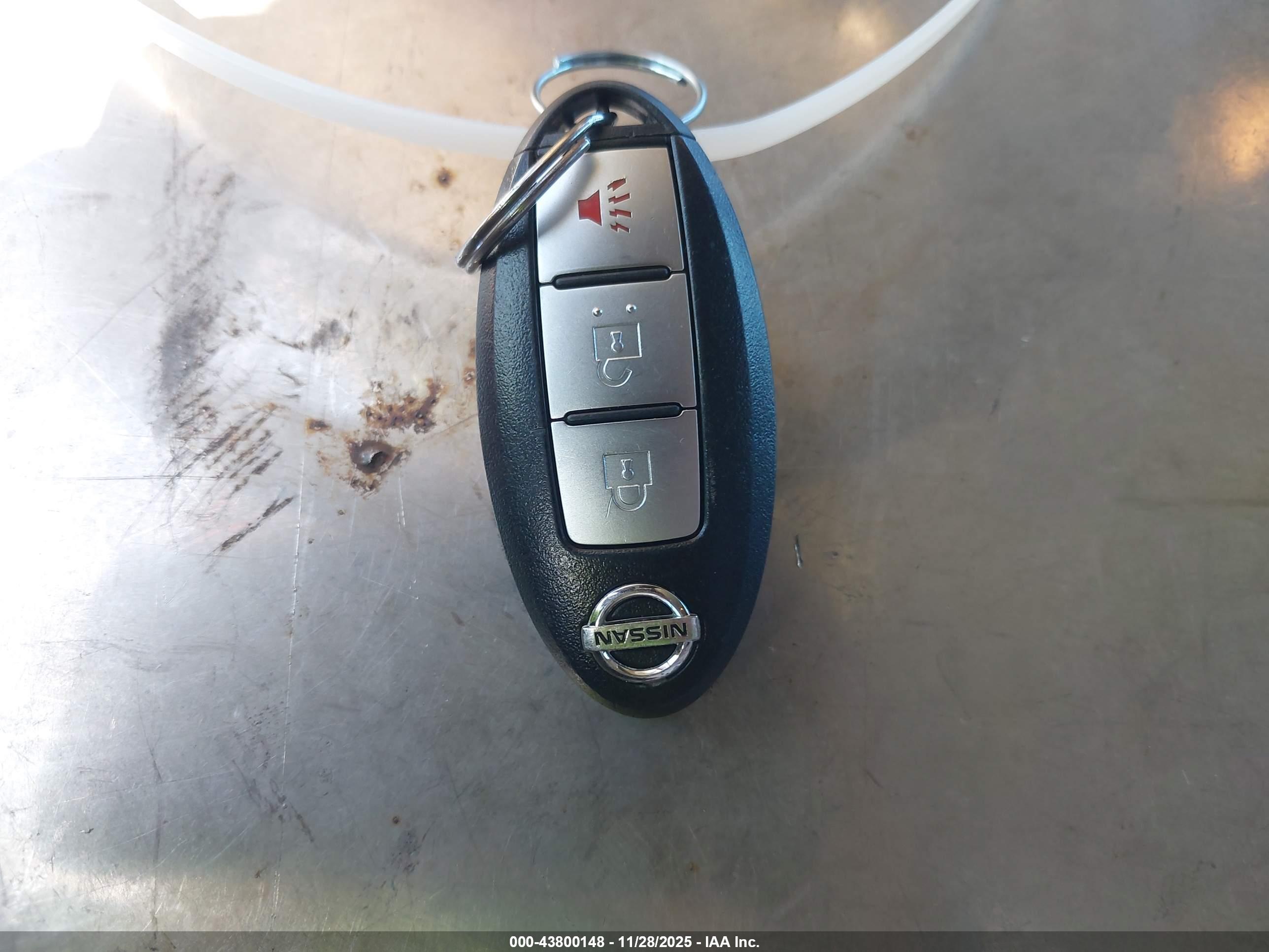 NISSAN MURANO image 11