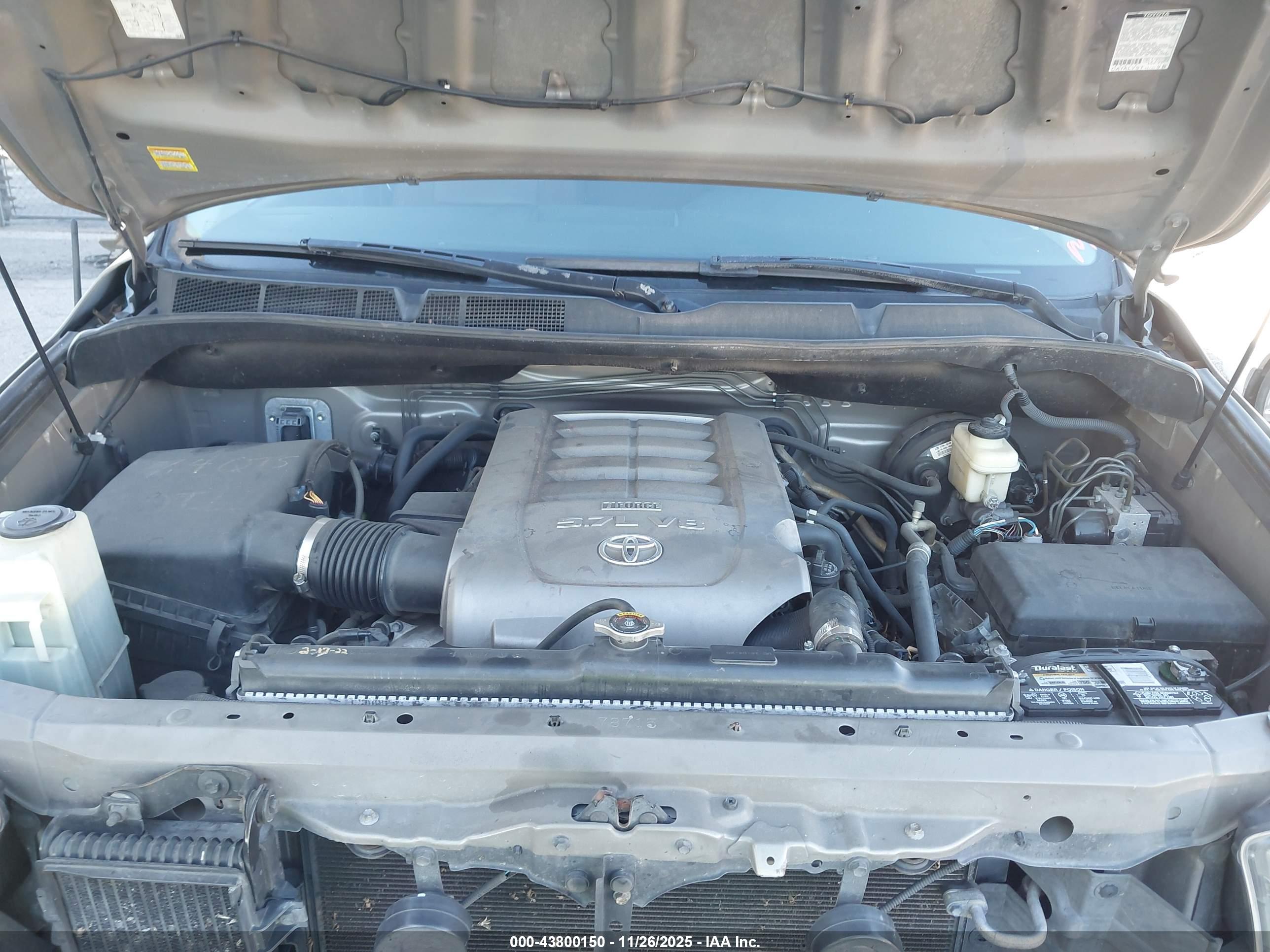 TOYOTA TUNDRA image 10