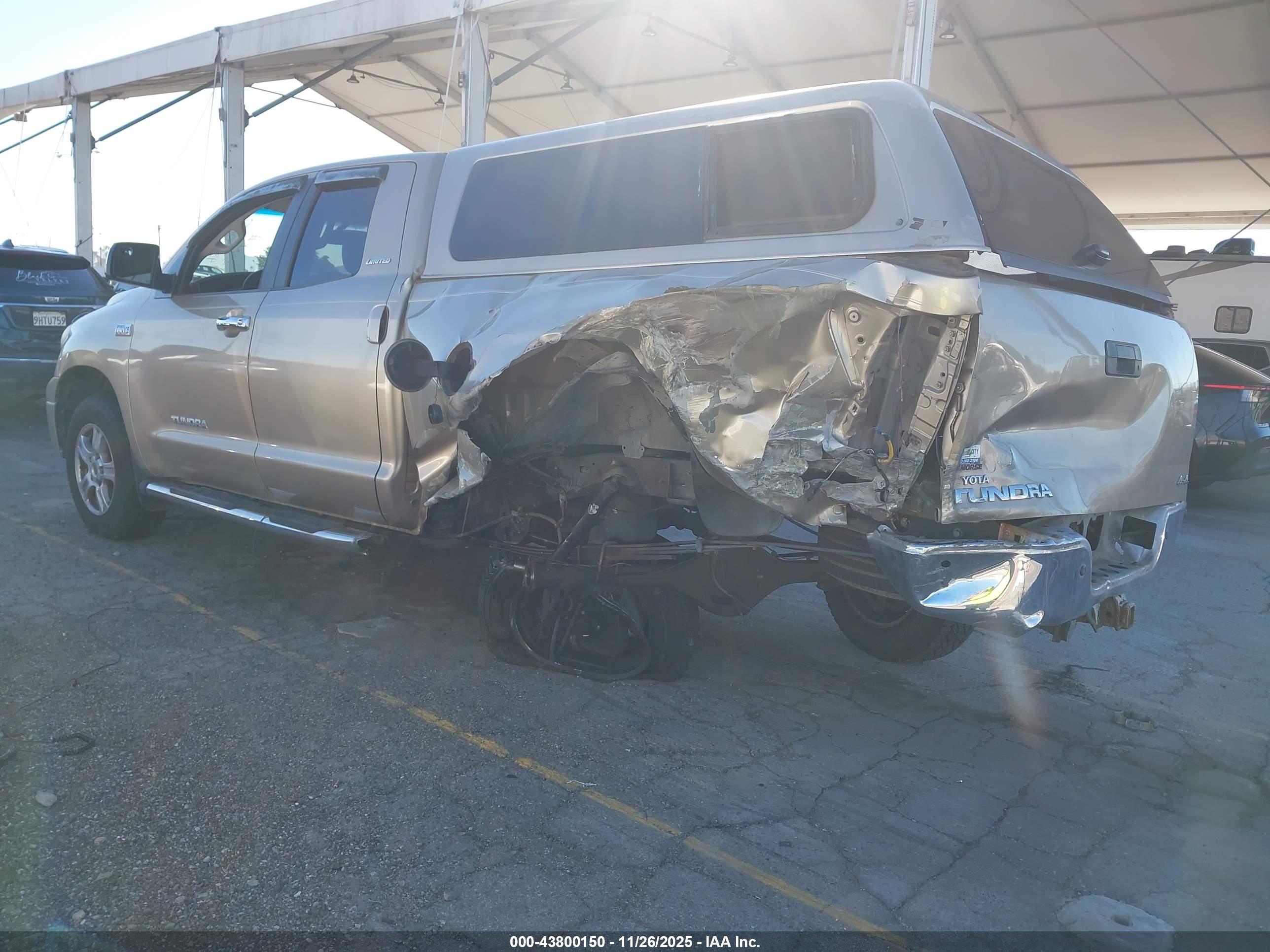 TOYOTA TUNDRA image 3