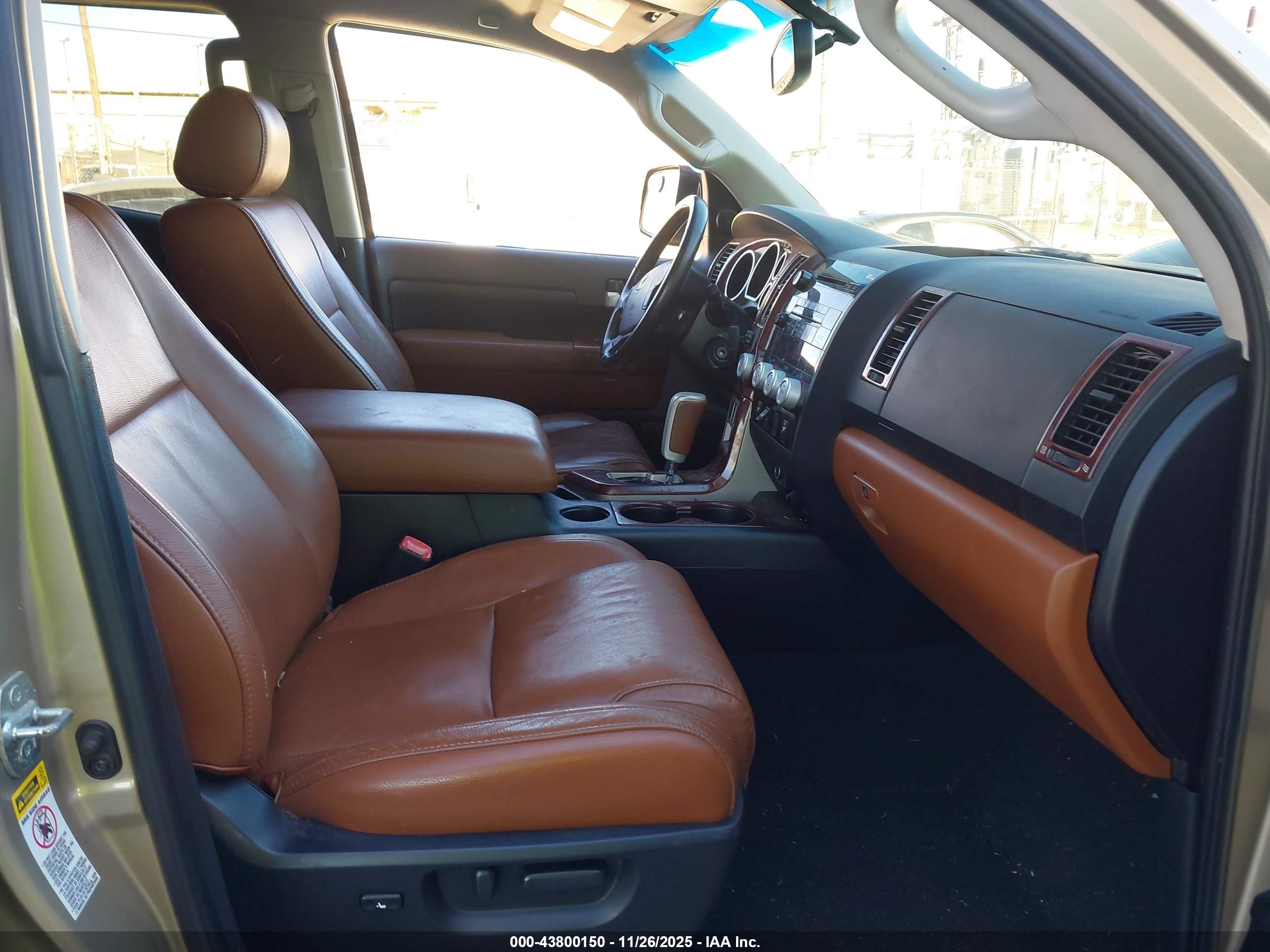 TOYOTA TUNDRA image 5