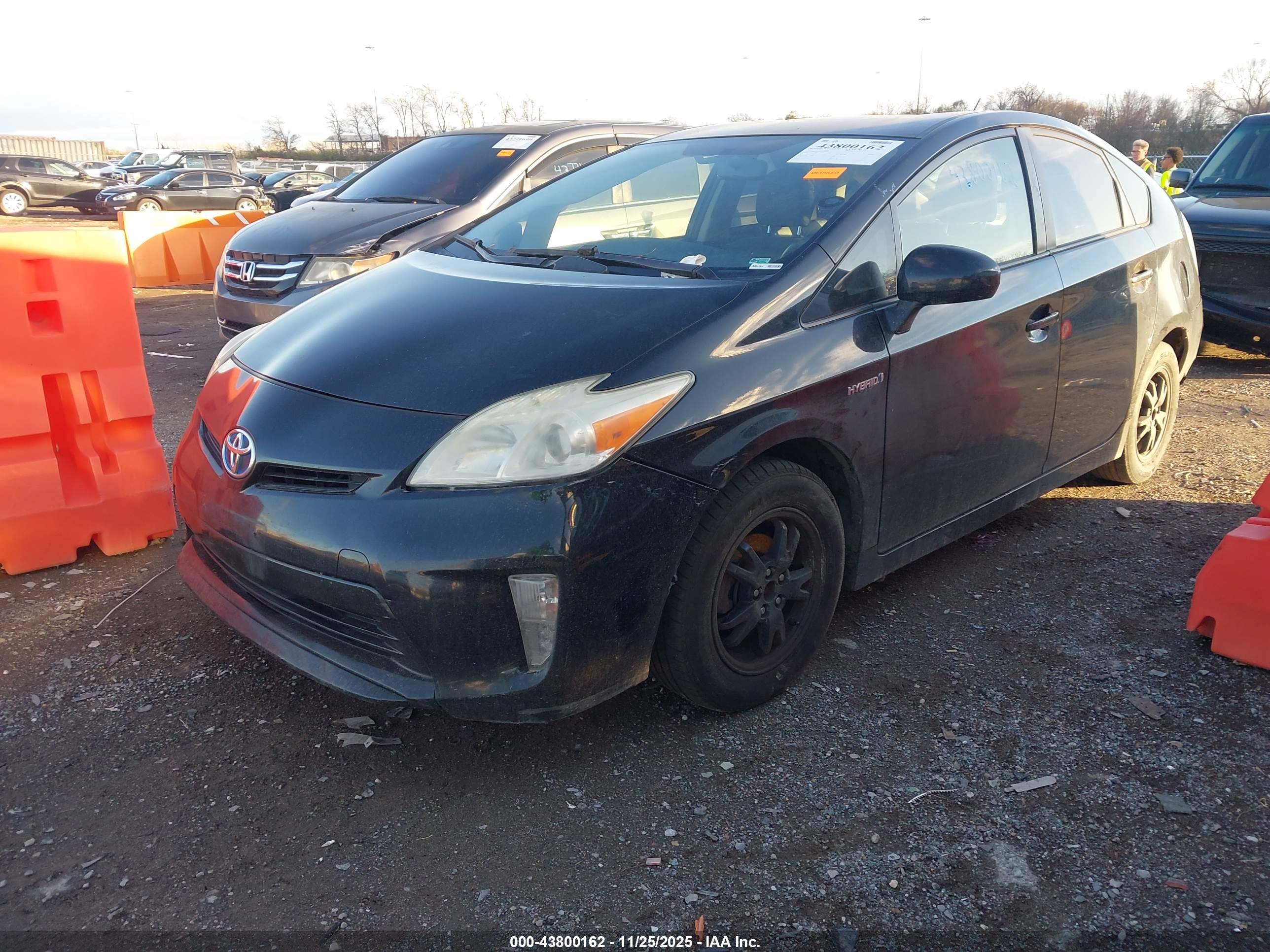 TOYOTA PRIUS image 2