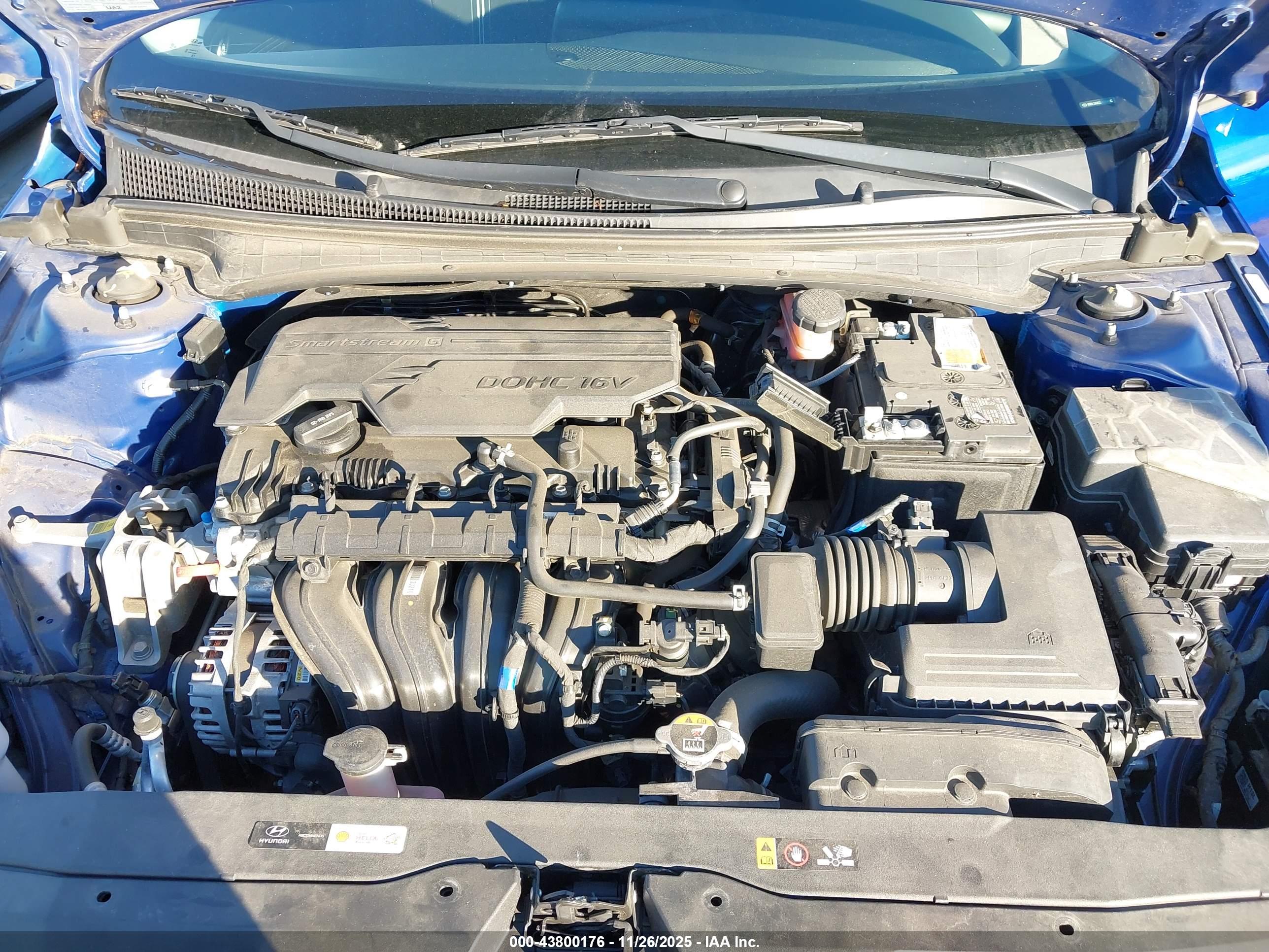 HYUNDAI ELANTRA image 10