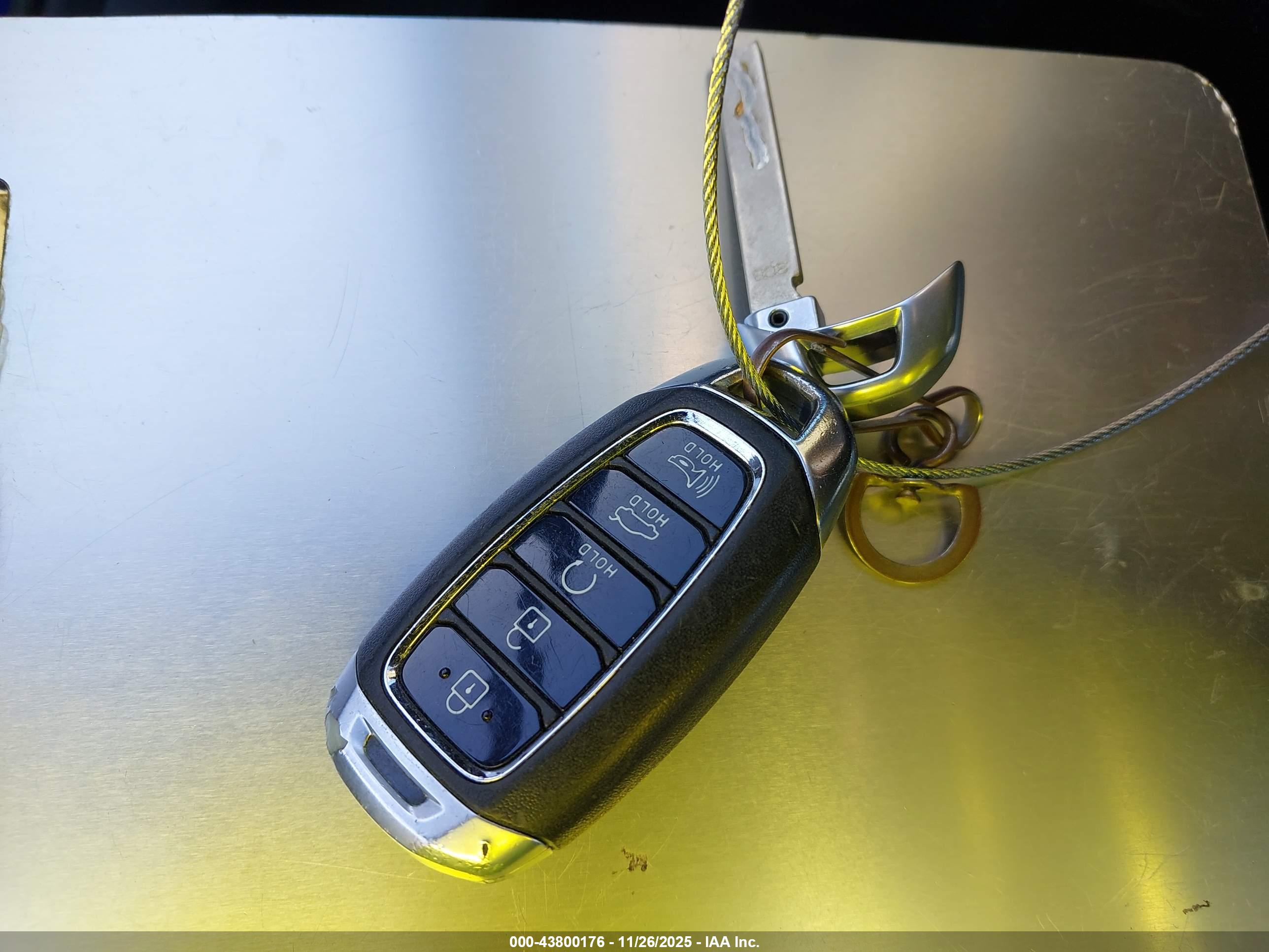 HYUNDAI ELANTRA image 11