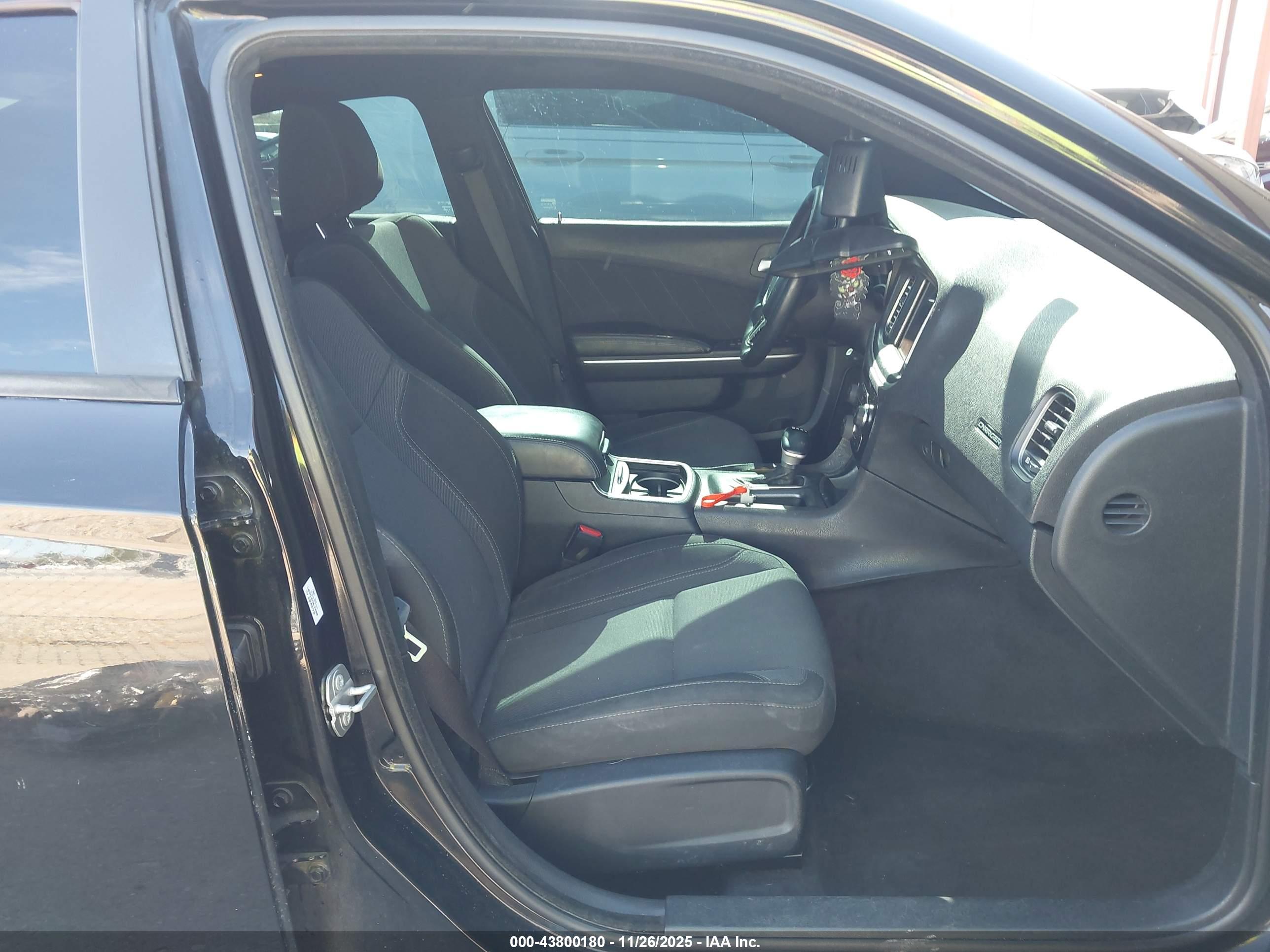 DODGE CHARGER image 5