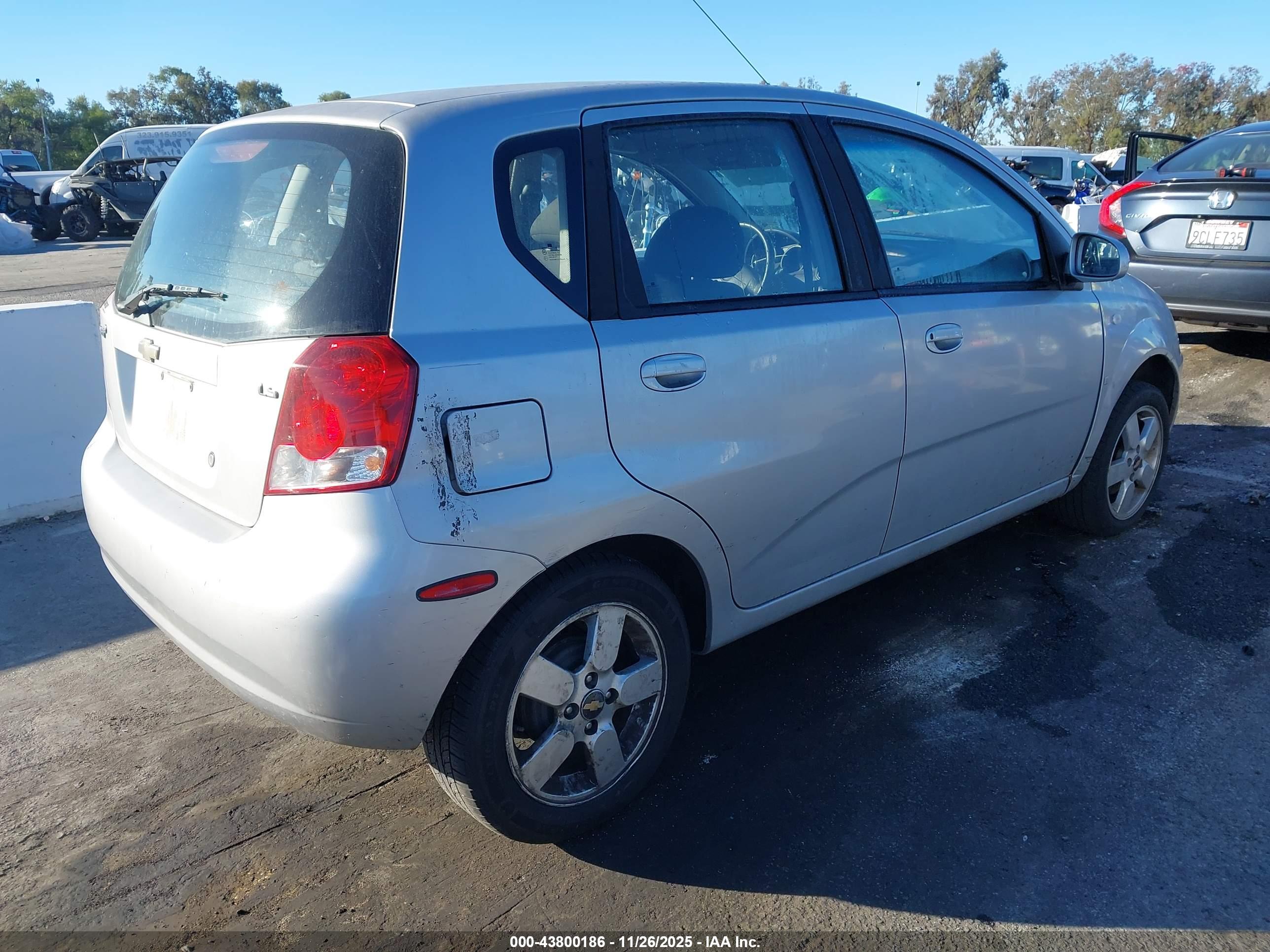 CHEVROLET AVEO image 4