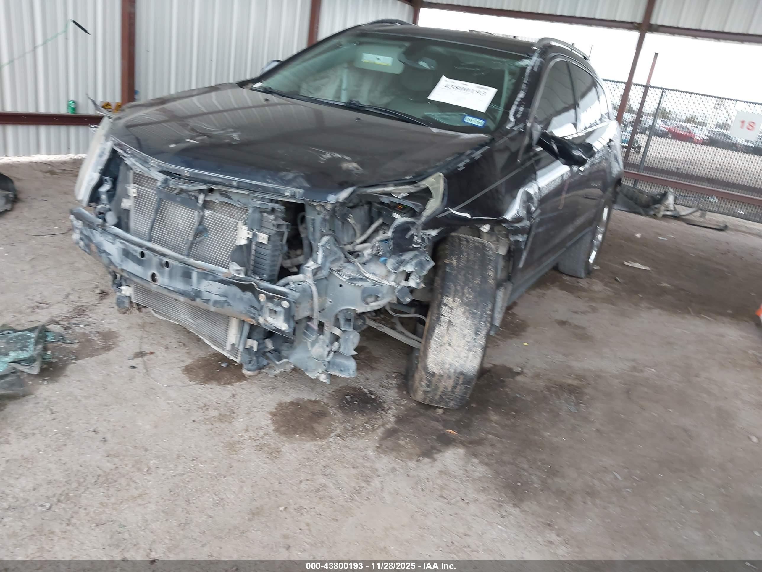 CADILLAC SRX image 2