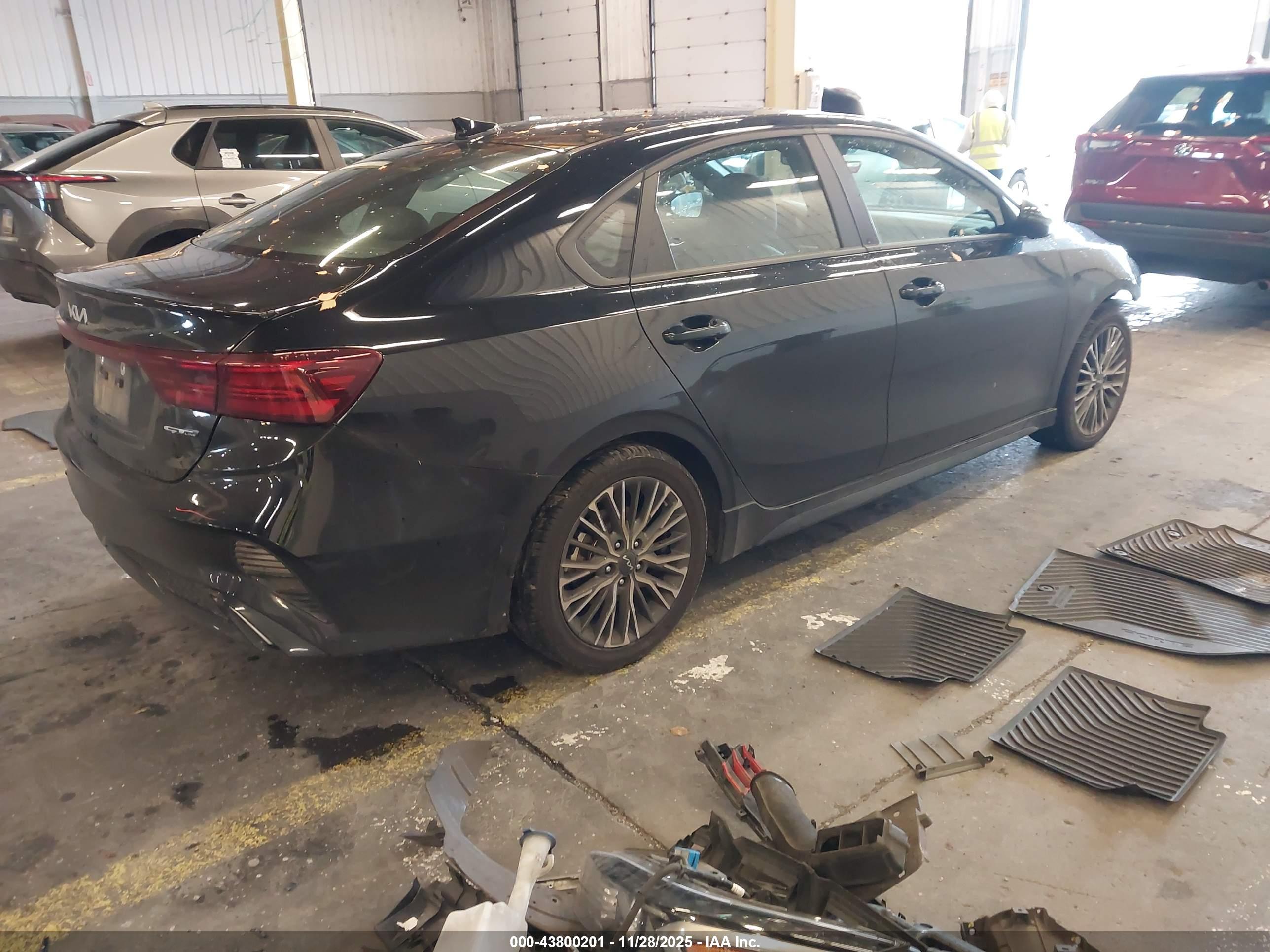 KIA FORTE image 4