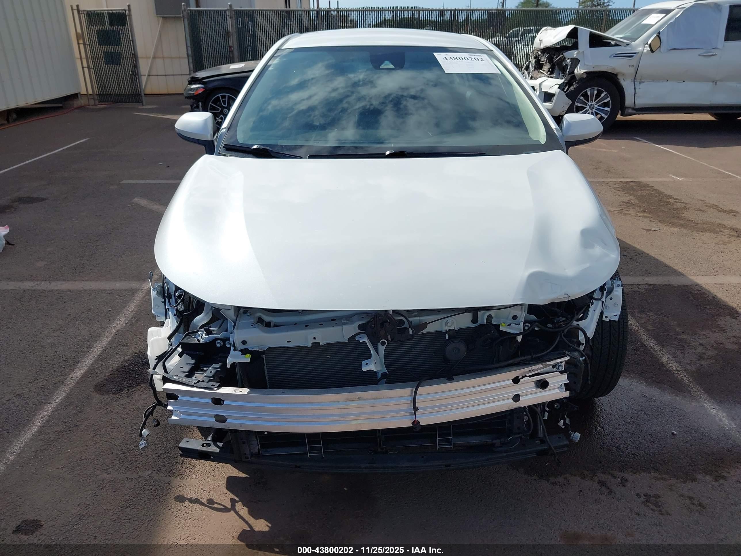 TOYOTA COROLLA image 6
