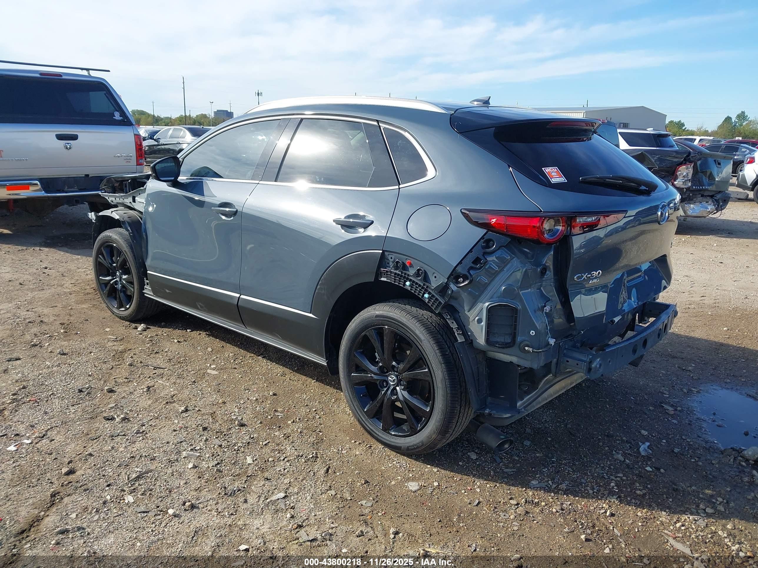 MAZDA CX-30 image 3