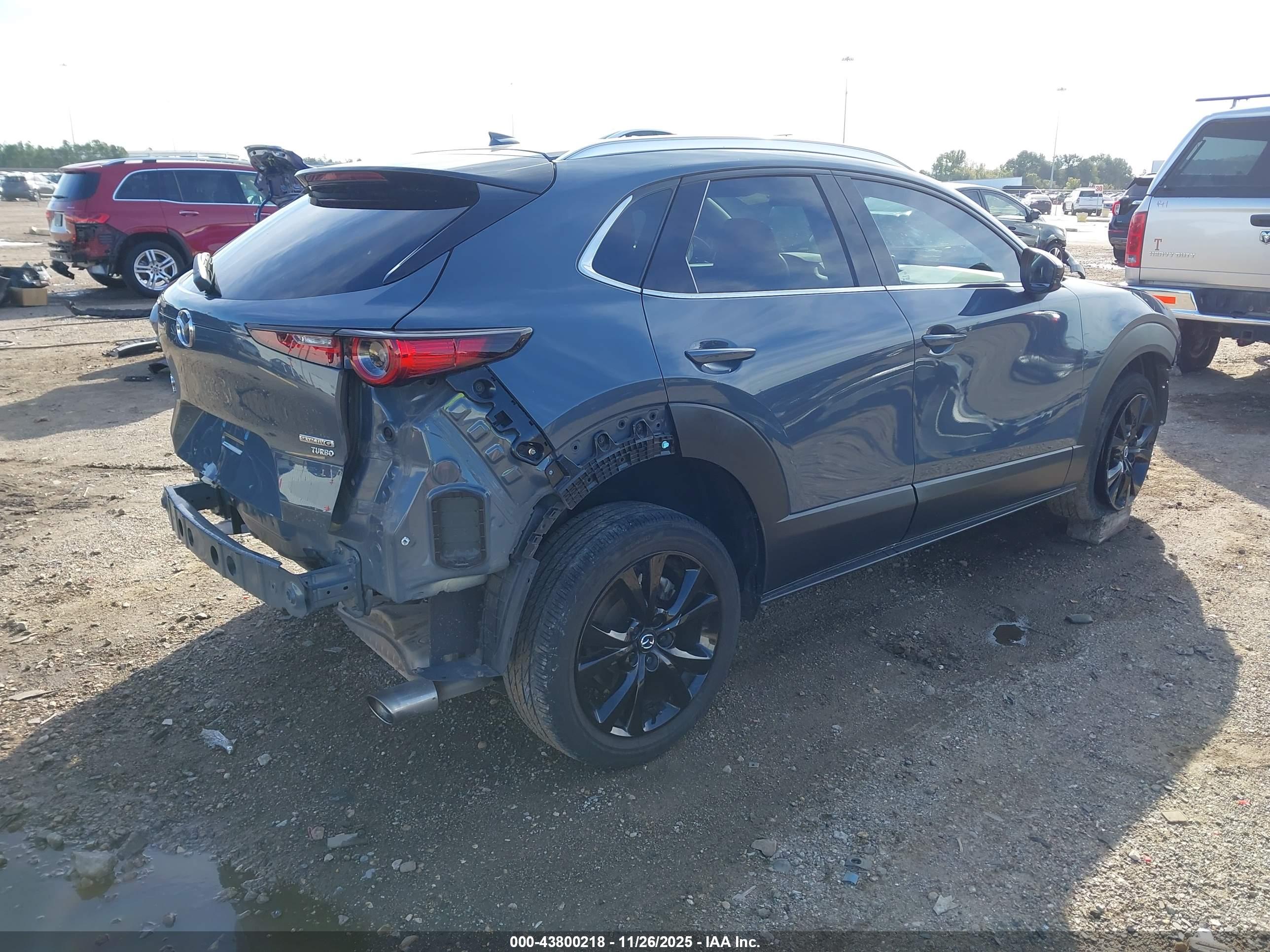 MAZDA CX-30 image 4
