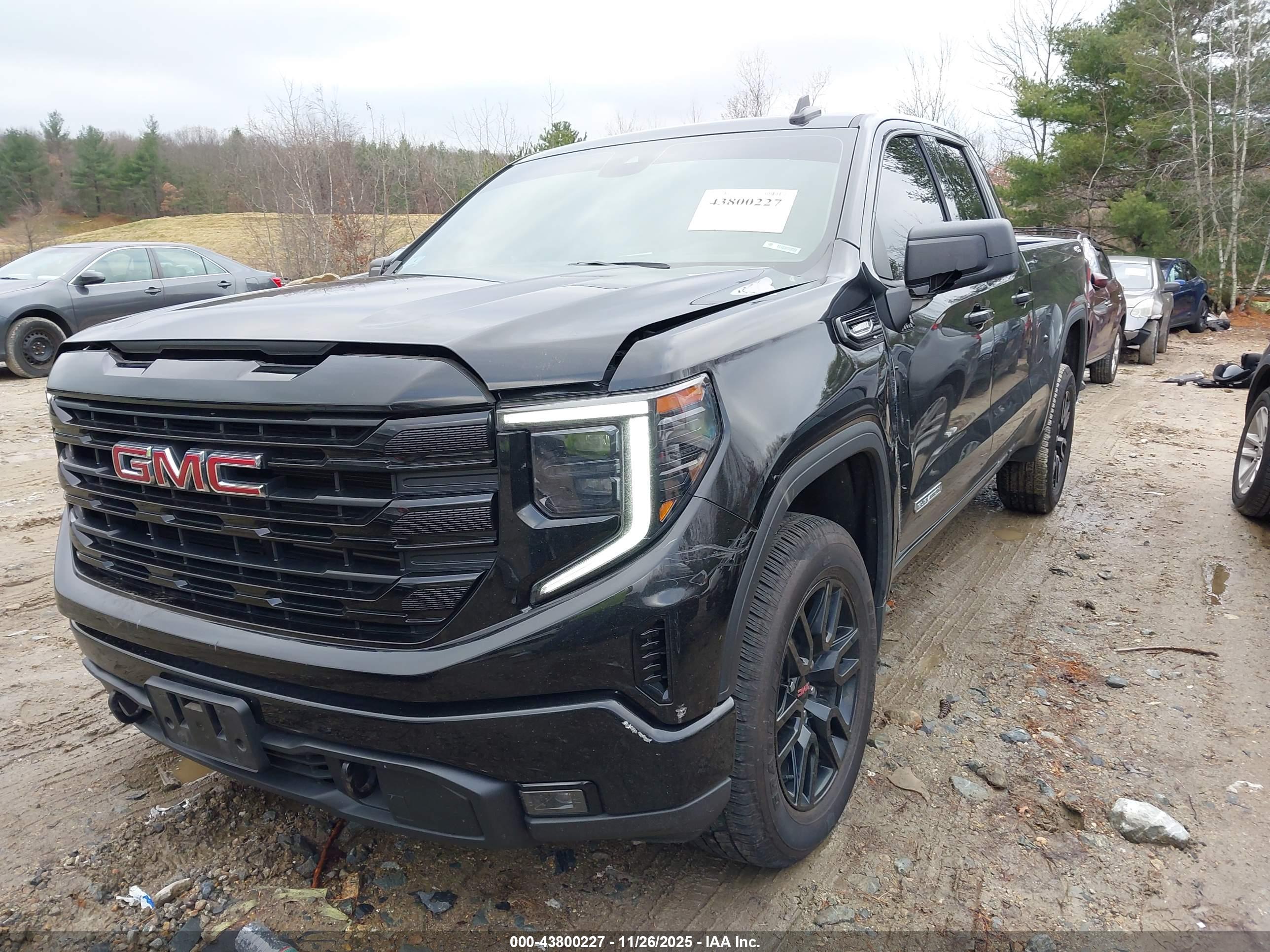 GMC SIERRA image 2