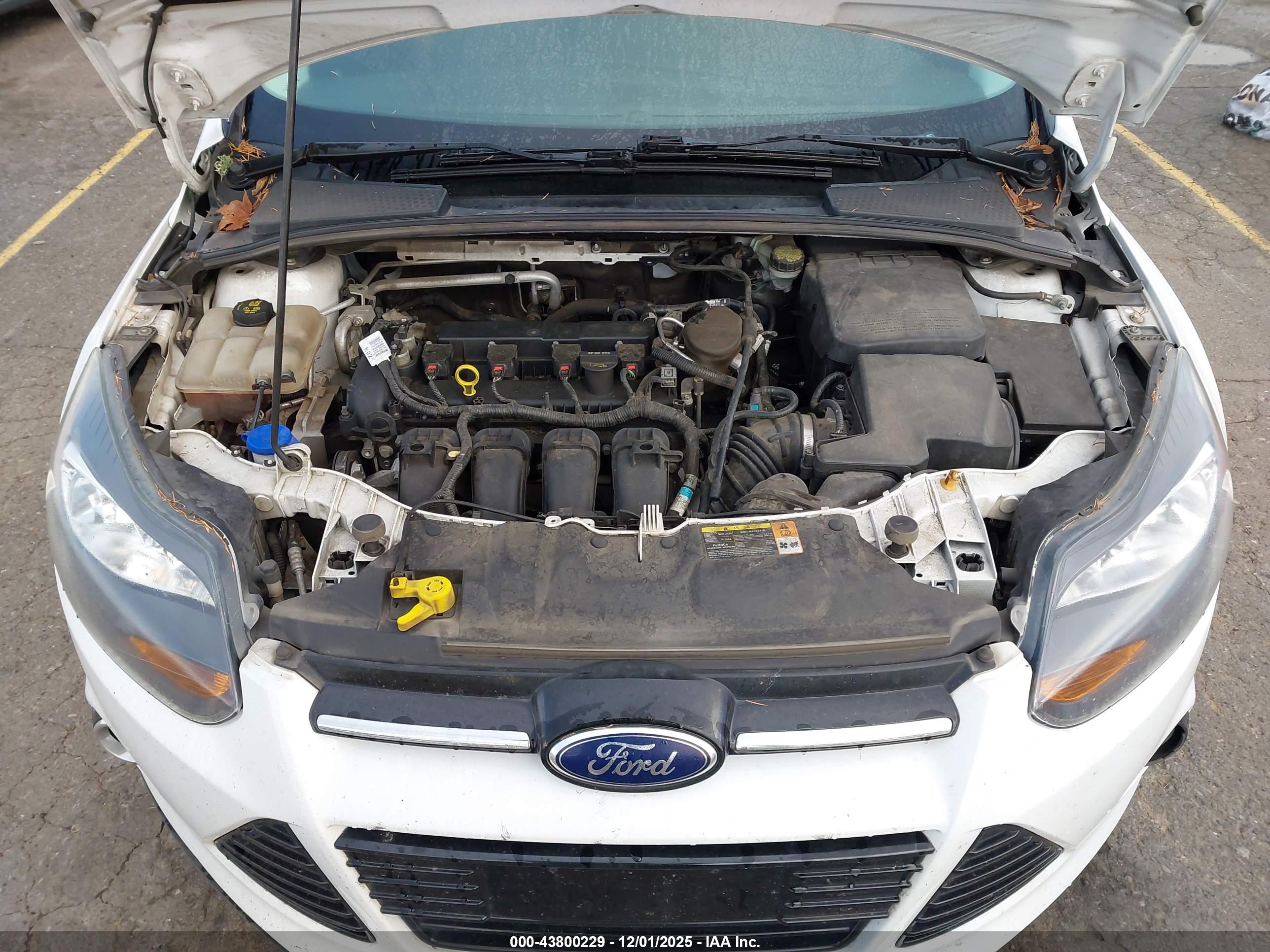 FORD FOCUS image 10