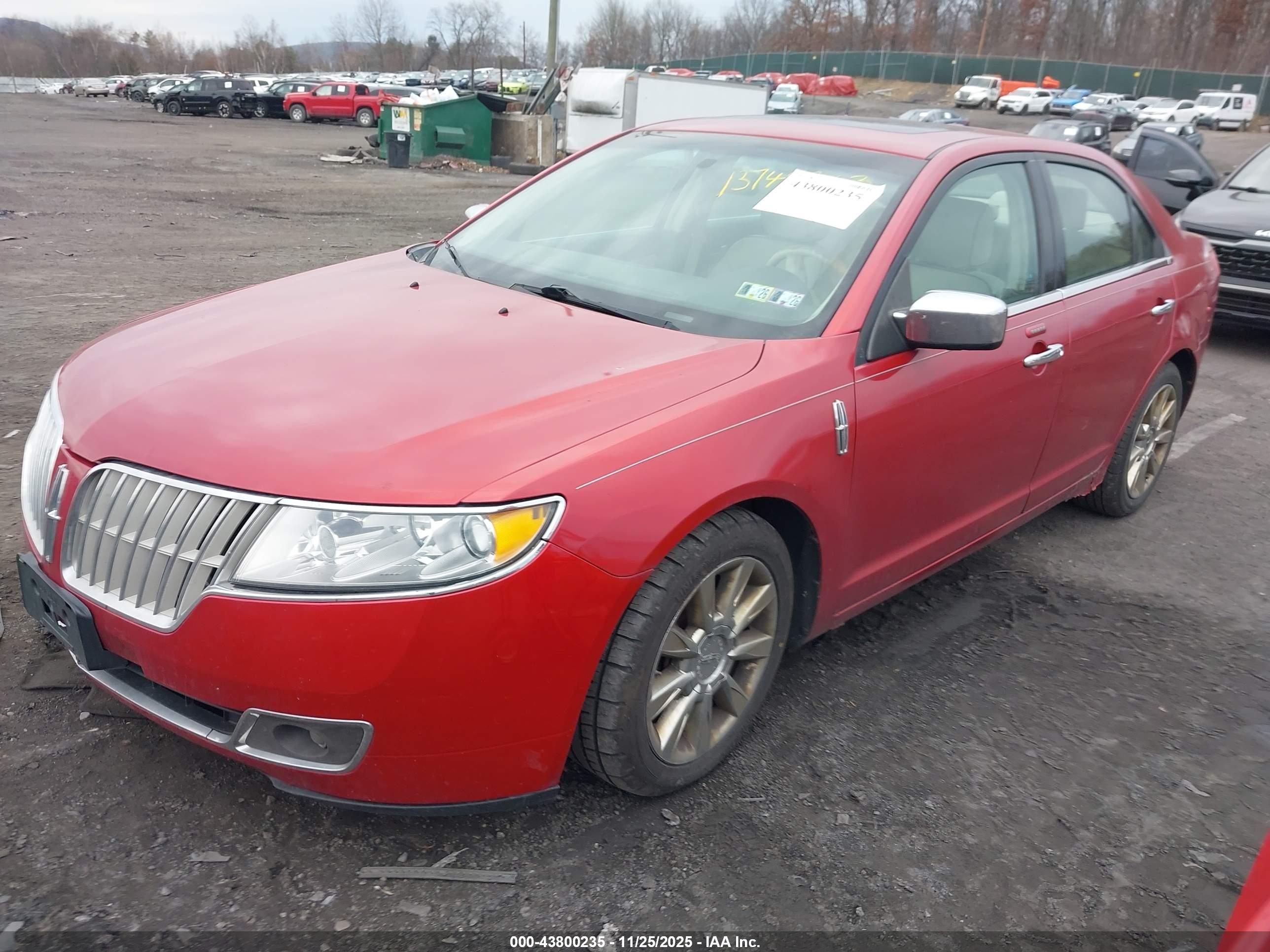 LINCOLN MKZ image 2
