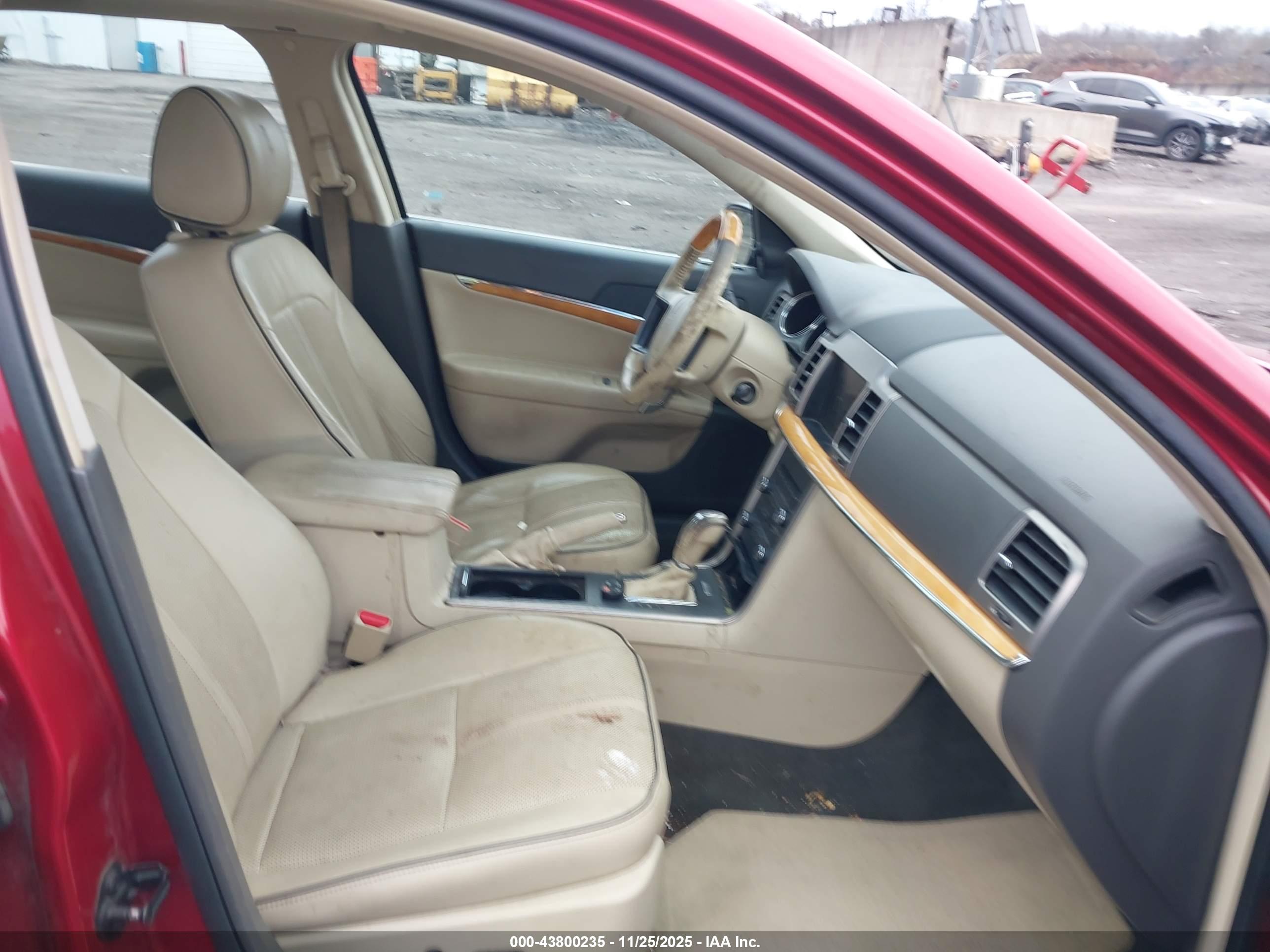 LINCOLN MKZ image 5