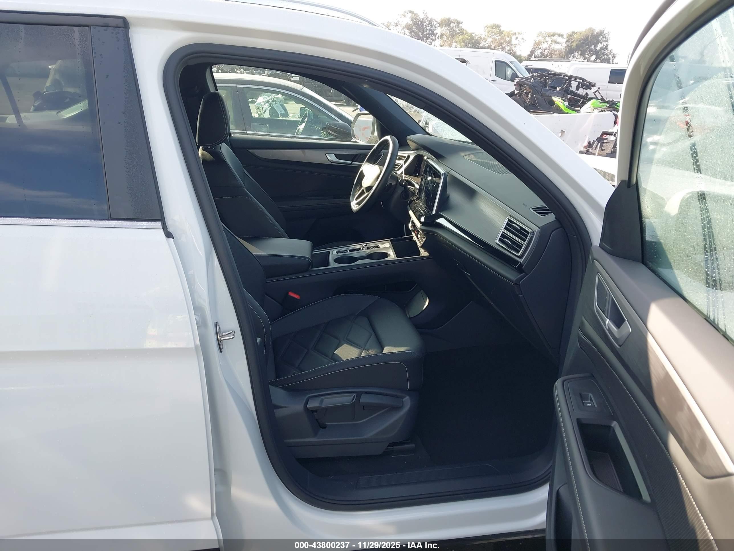 VOLKSWAGEN ATLAS image 5