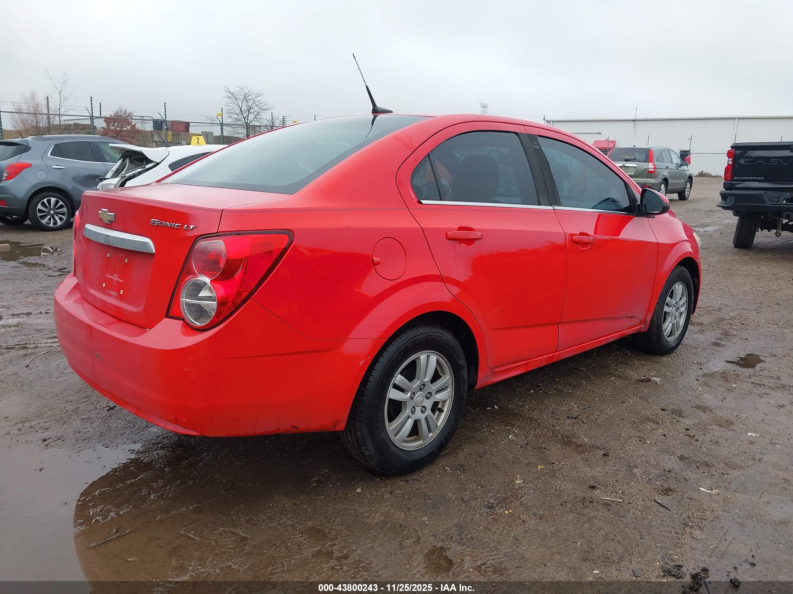CHEVROLET SONIC image 4