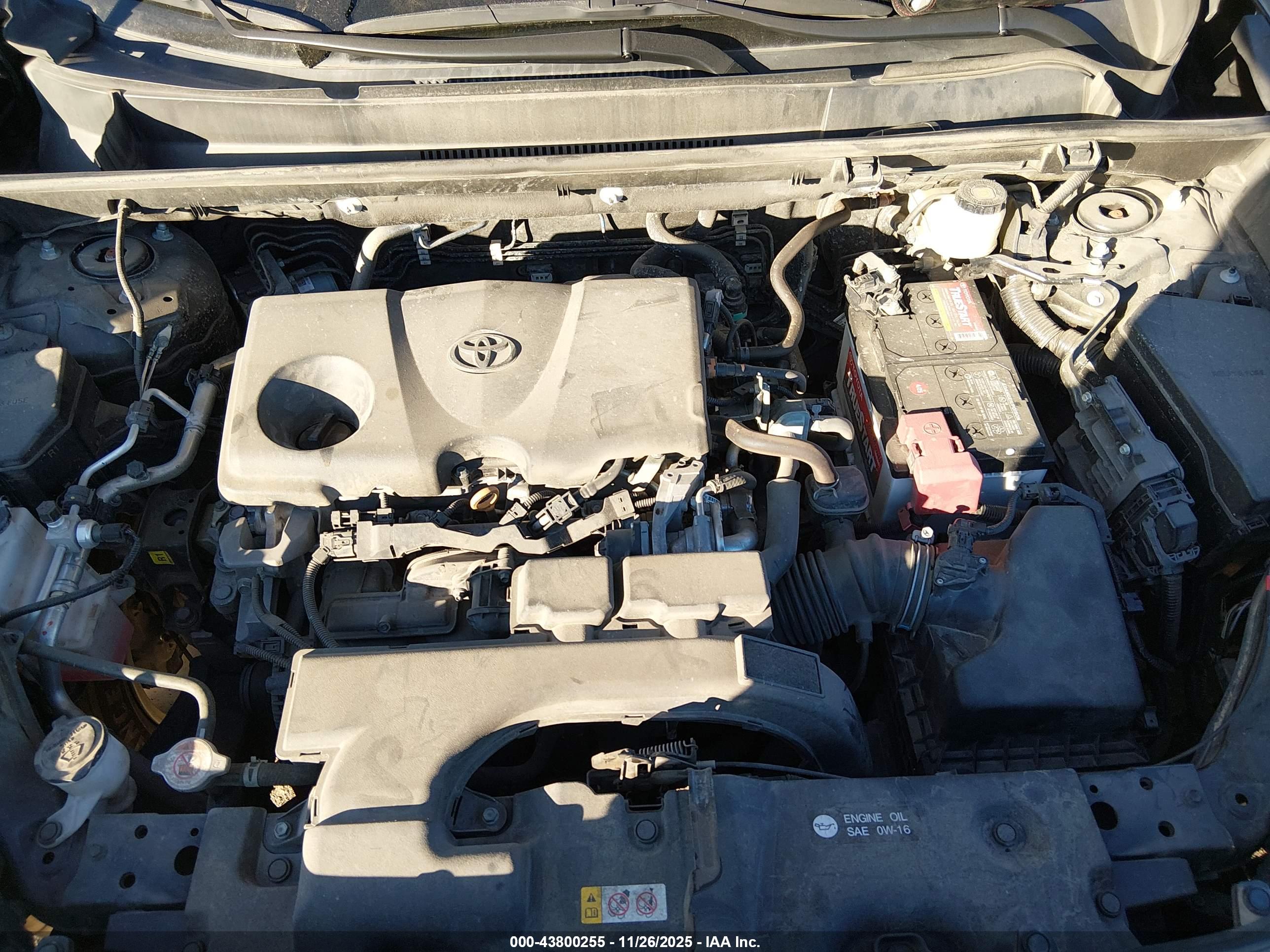 TOYOTA RAV4 image 10